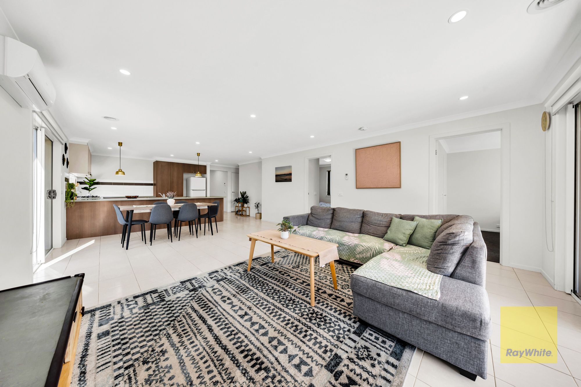 52 Parkvista Drive — photo 5 of 19