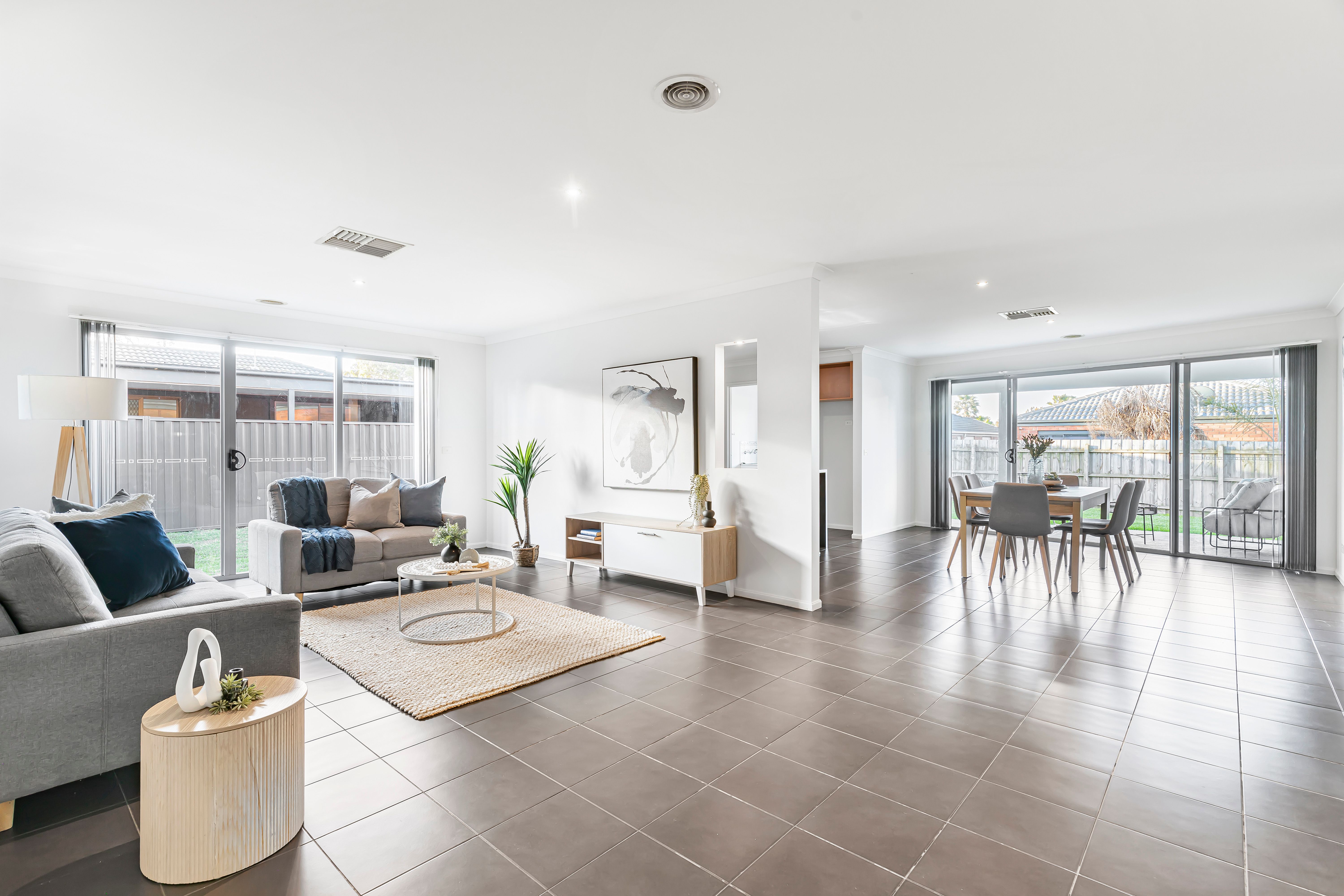 42 Ebony Street, Cranbourne, VIC 3977