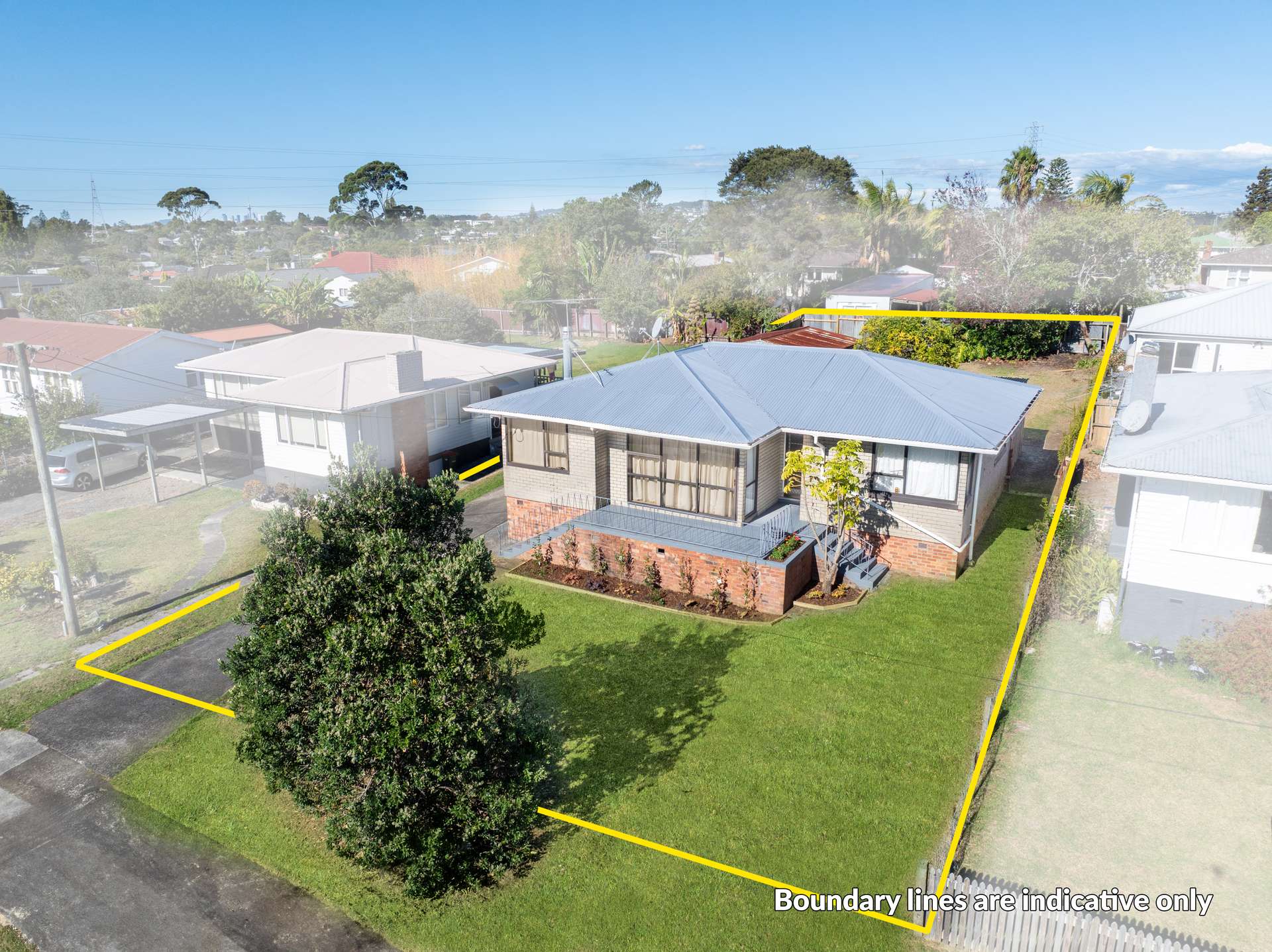 7 Cobham Crescent photo 0
