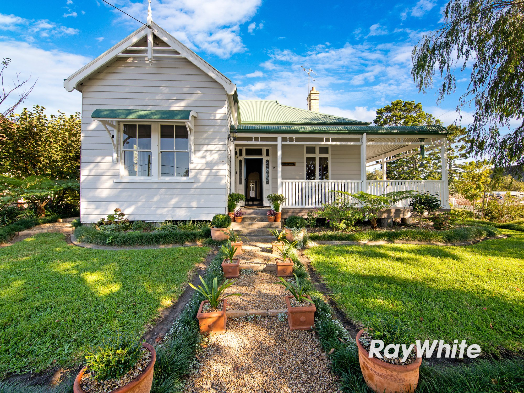 15 Page Street, Moruya, NSW 2537