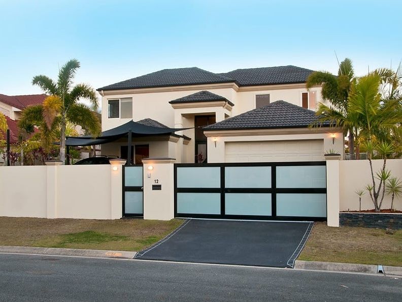 12 Ulrike Way, Benowa Waters QLD 4217