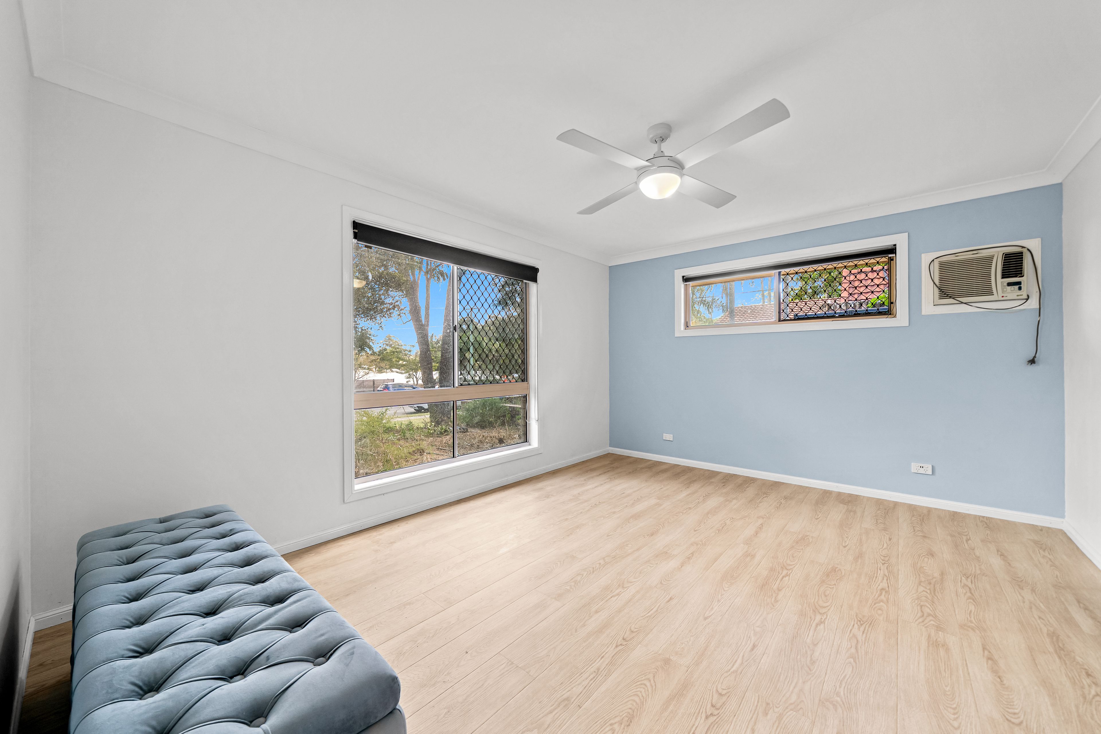 356 Chatswood Road — photo 7 of 22