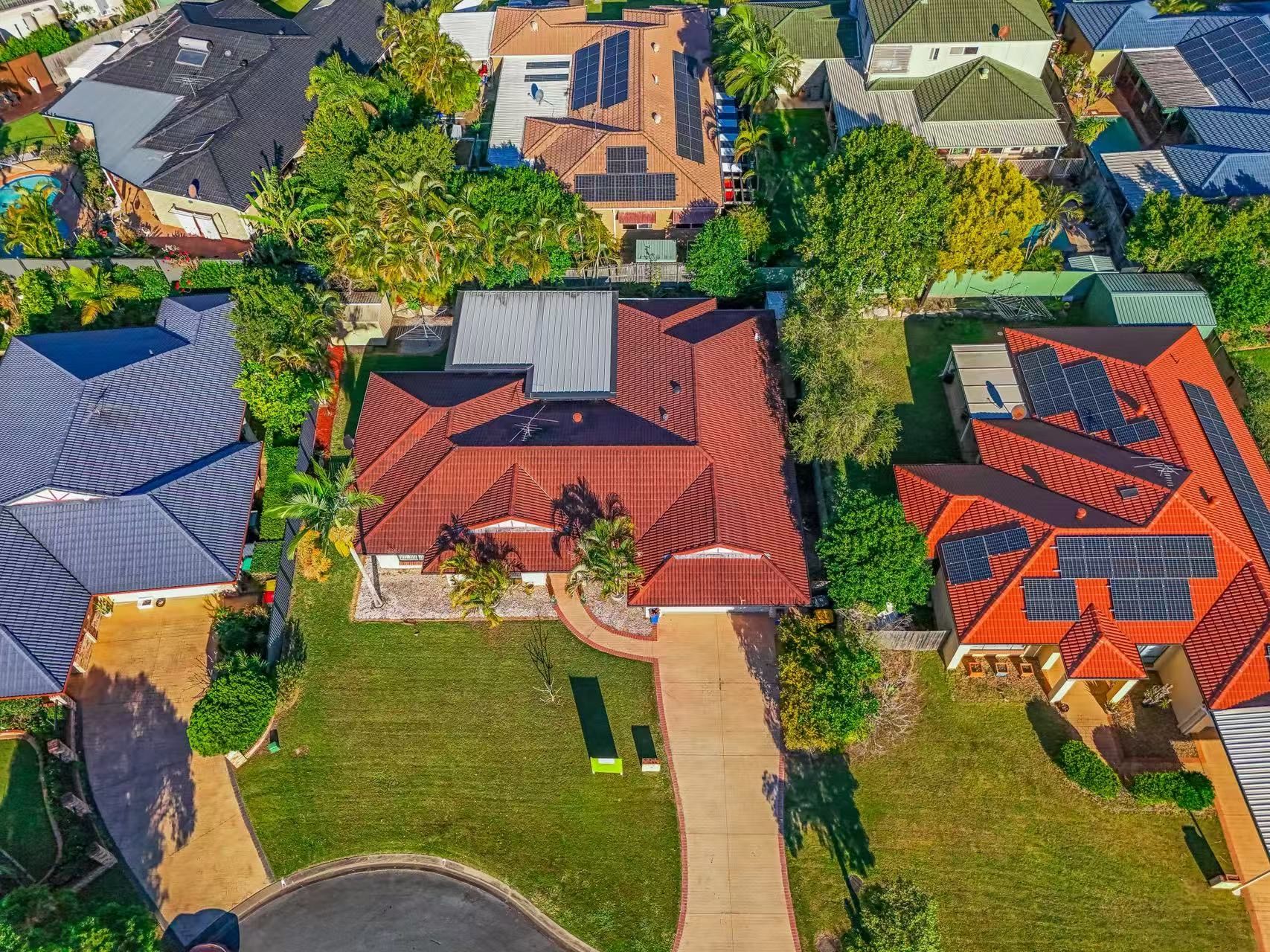 15 Glenroy Place, Parkinson, QLD 4115