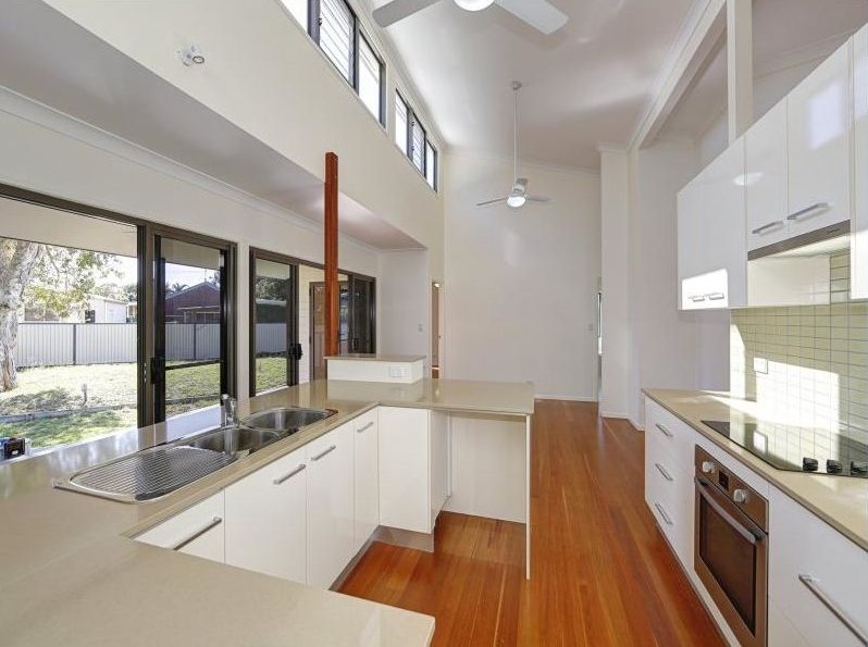 36 Acacia Street, Moore Park Beach, QLD 4670