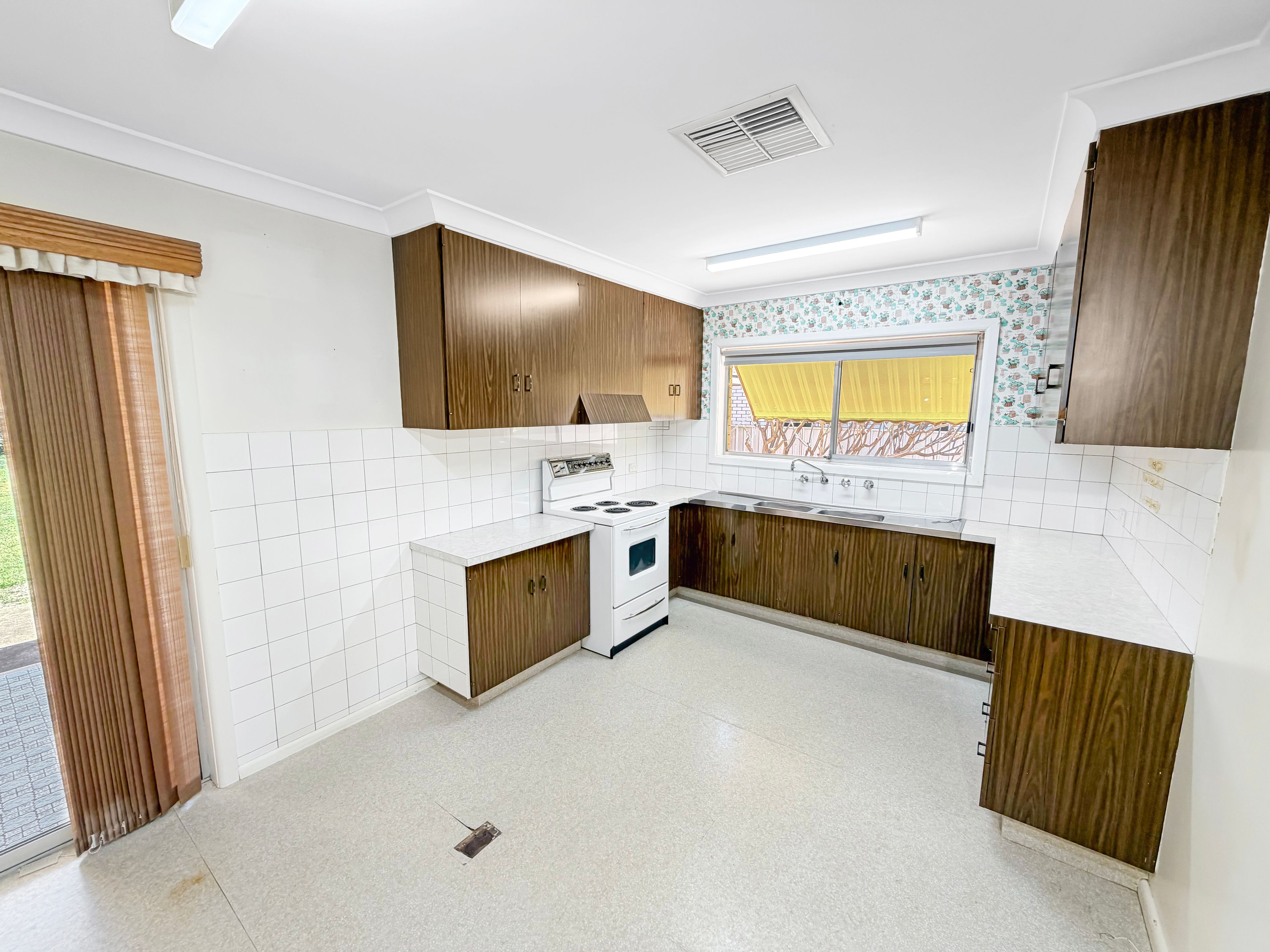 4 Hillston Street — photo 8 of 22