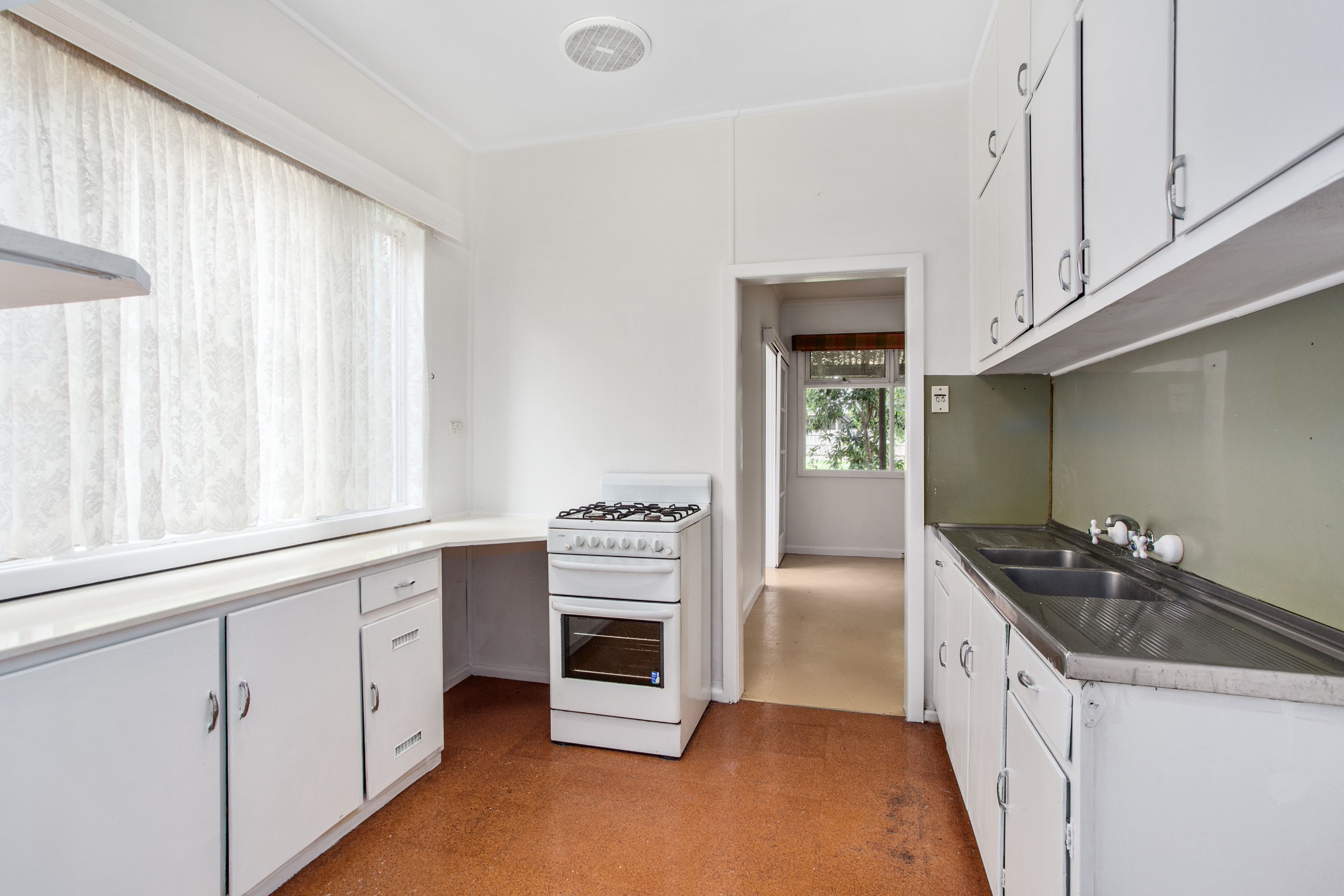 10 Walnut Street, Carnegie, VIC 3163