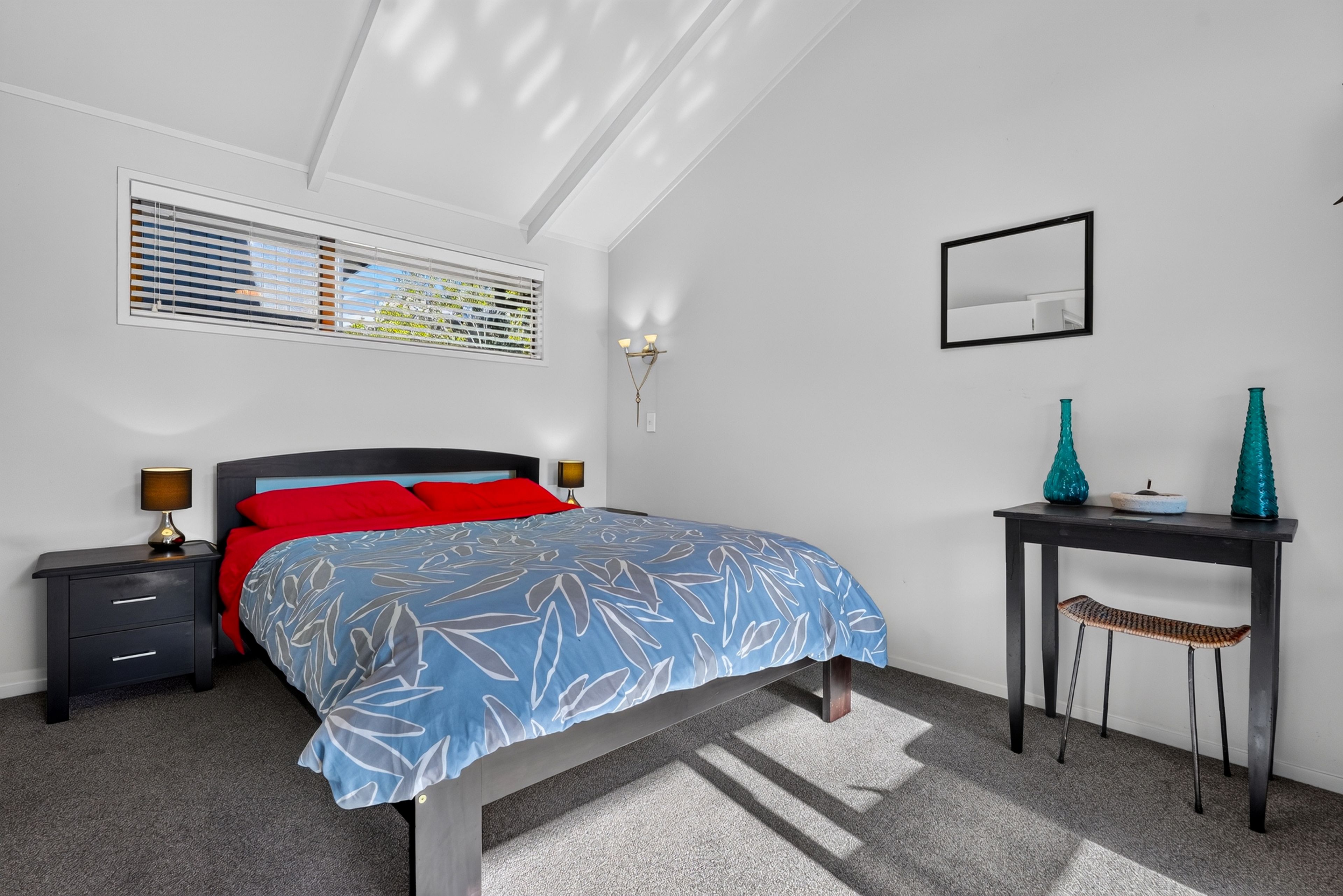 8 Aberdeen Road, Campbells Bay, North Shore City