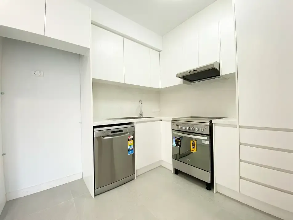 1a Boden Circuit, Oran Park, NSW 2570
