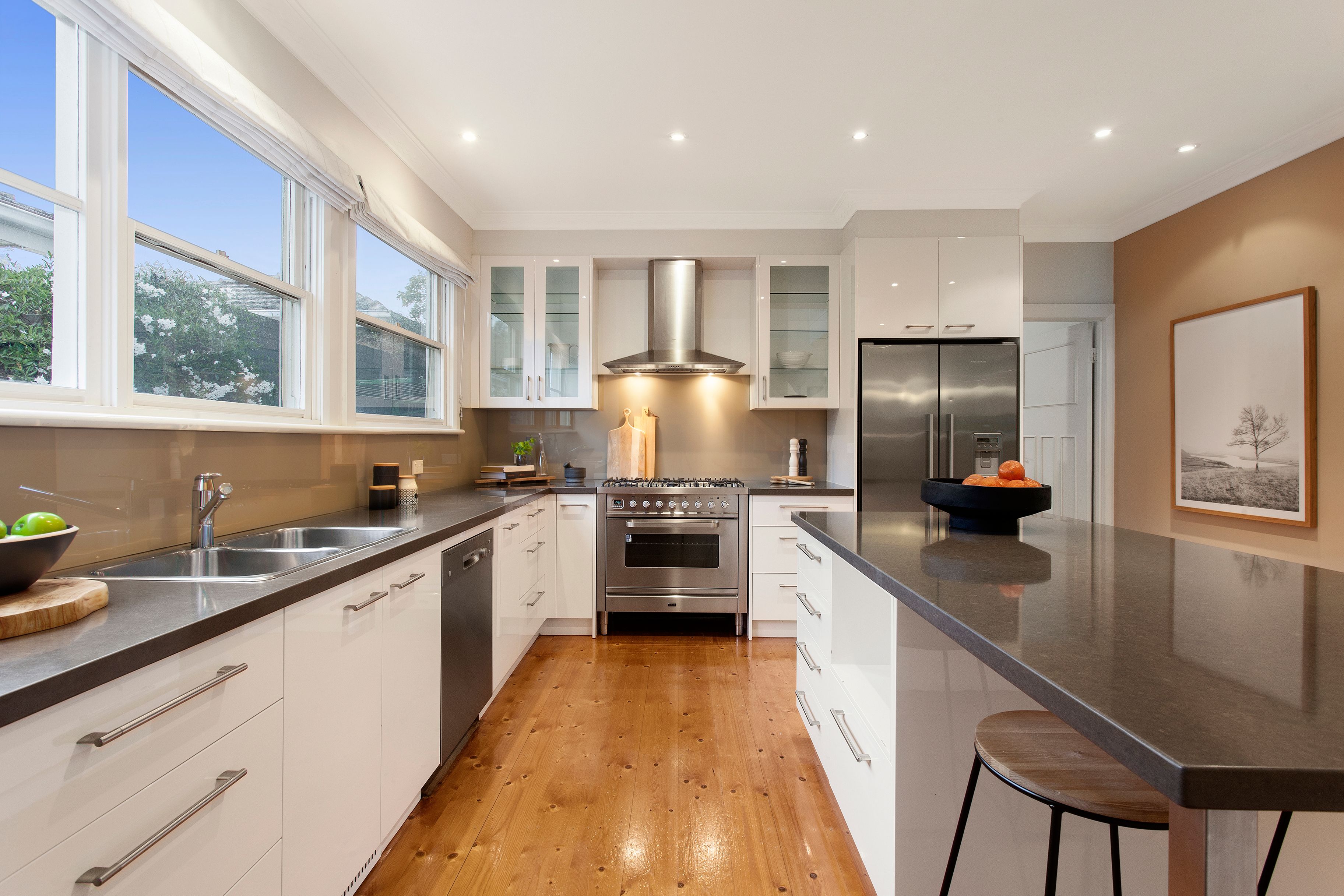 27 Emily Street, Carnegie, VIC 3163