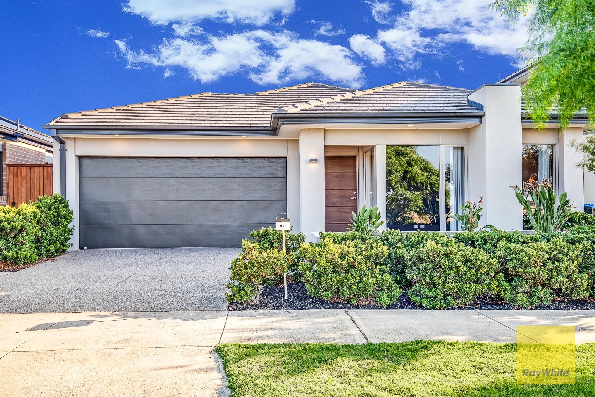 1027 Leakes Road, Tarneit, VIC 3029