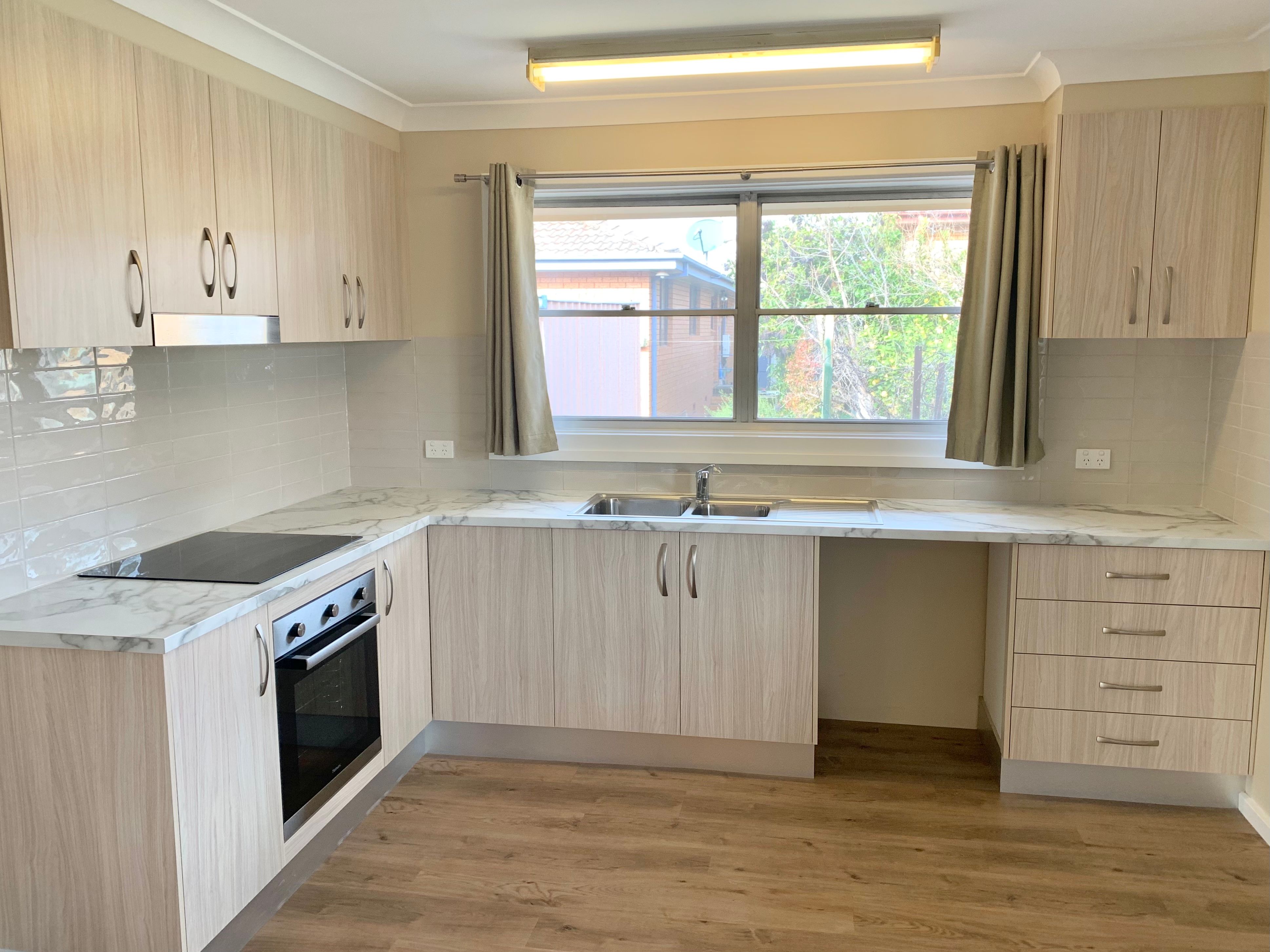 2 Honeysuckle Street, Forbes, NSW 2871