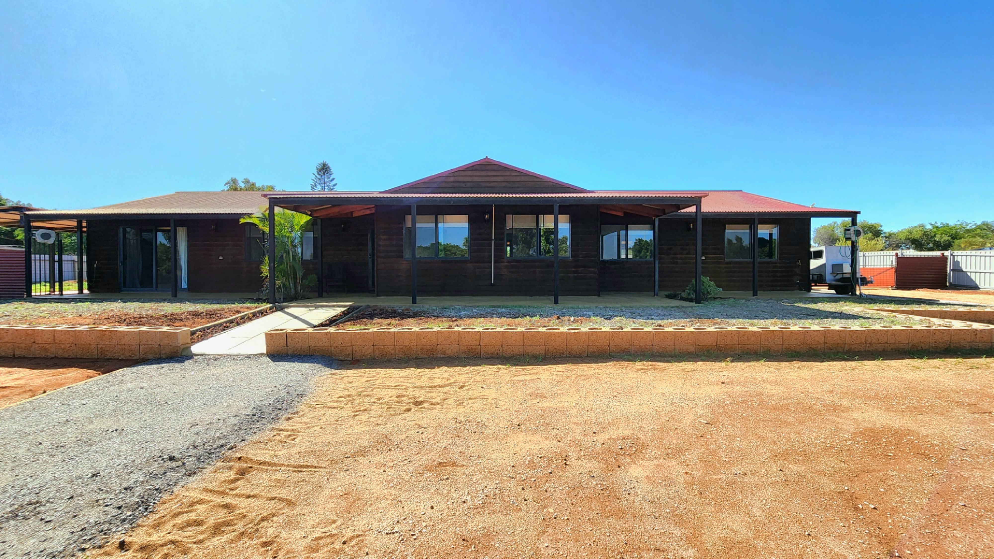 1006 North West Coastal Highway, Carnarvon WA 6701