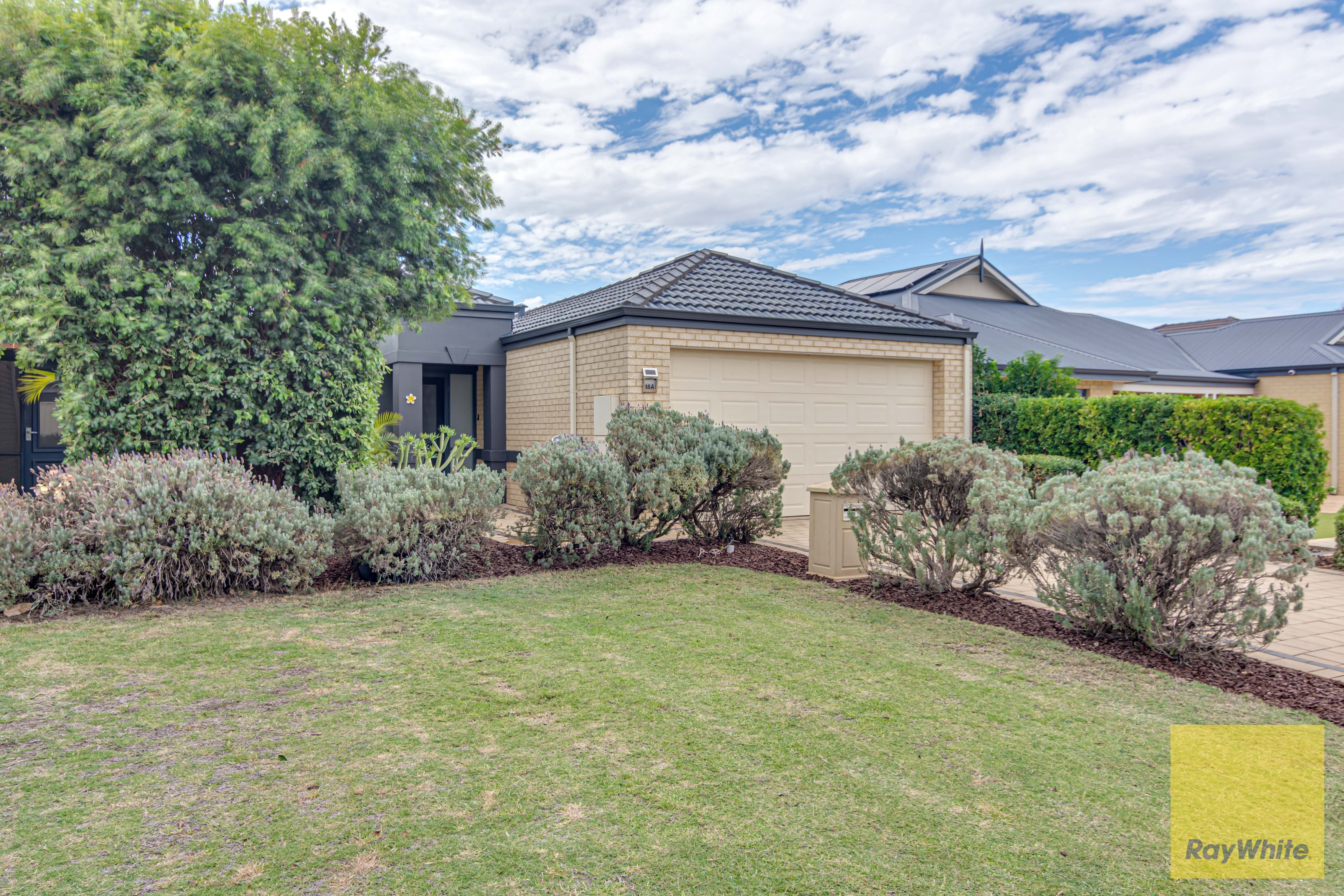 18A Olivedale Road, Madeley, WA 6065