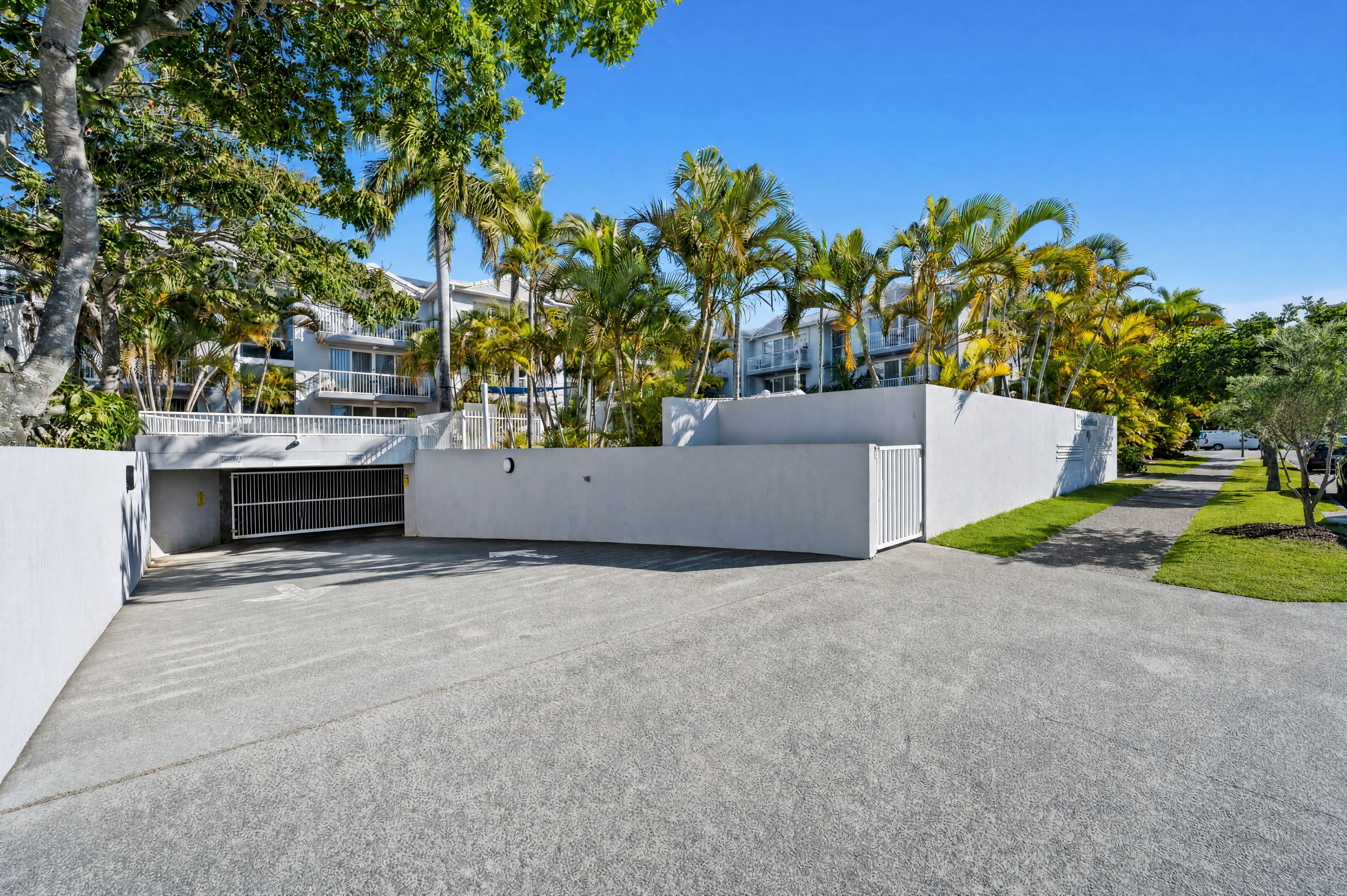 19/12 Whiting Street — photo 15 of 18