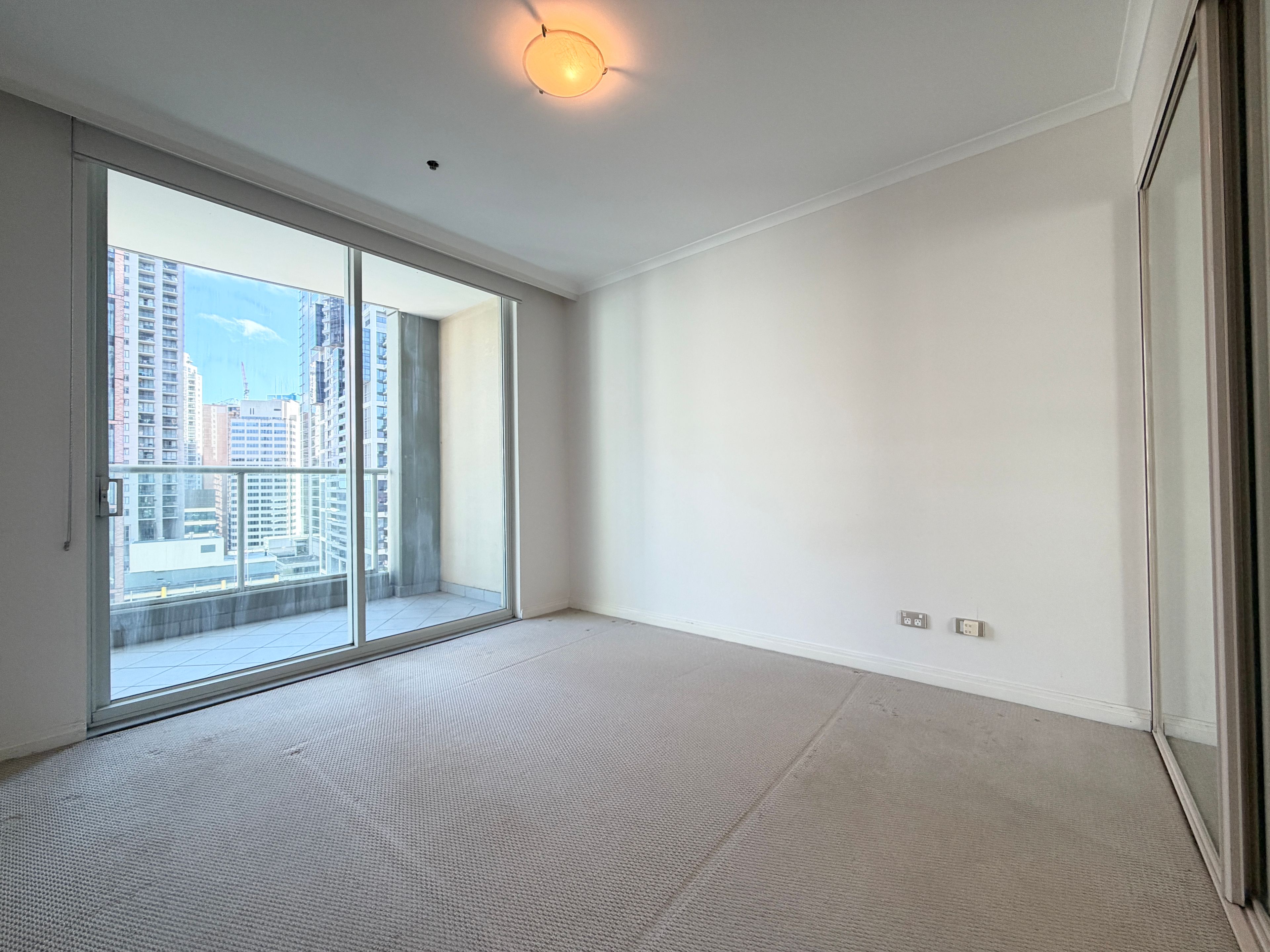 1506/343 Pitt Street — photo 2 of 5