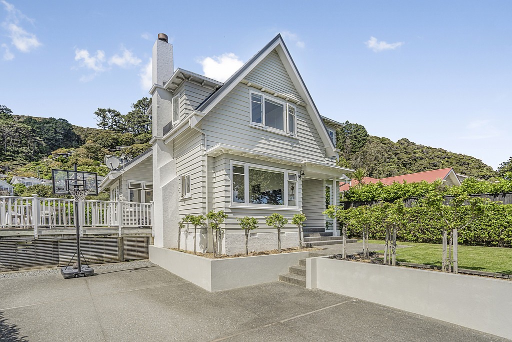 97 Muritai Road, Eastbourne, Lower Hutt City