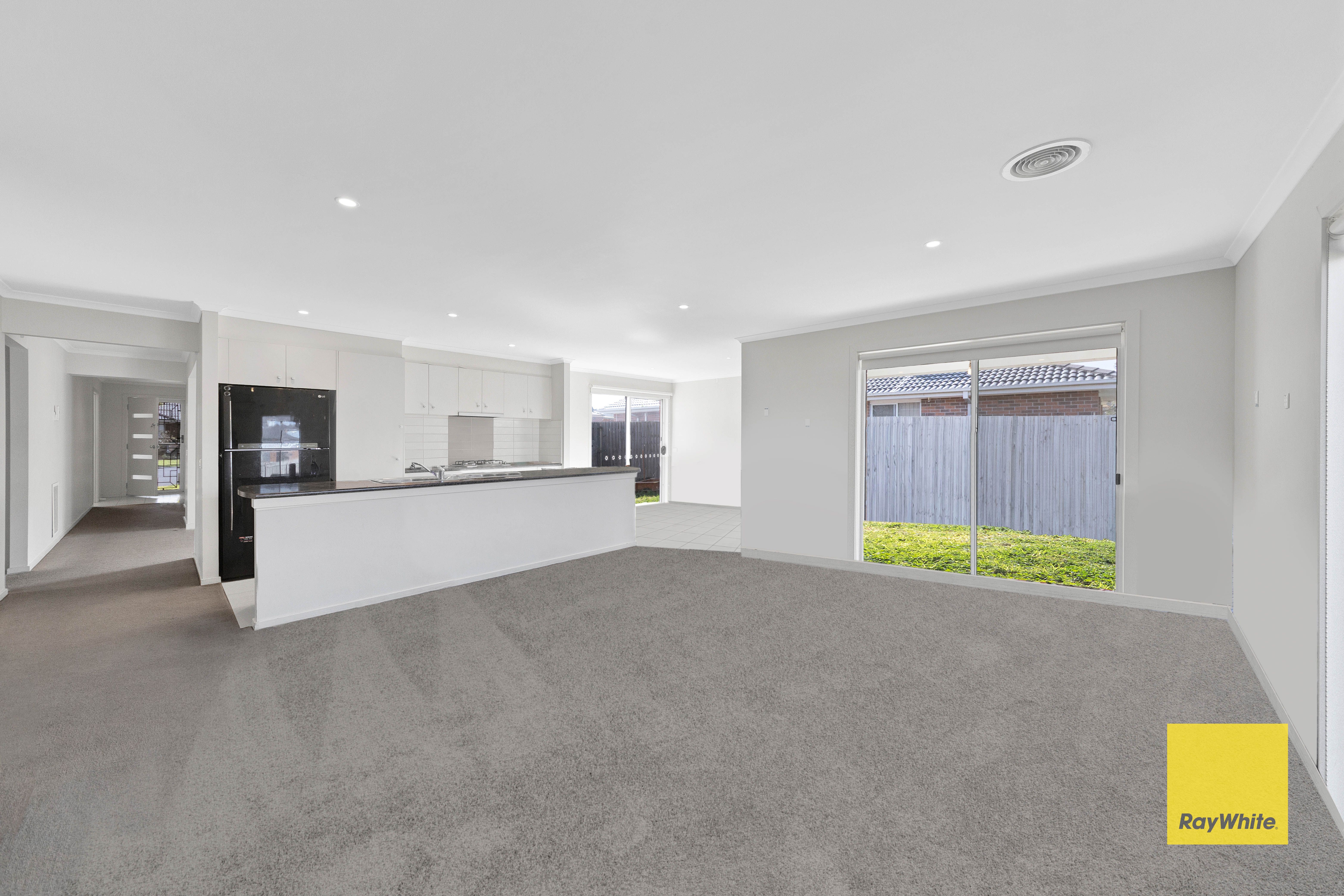 5 Alex Court — photo 3 of 15