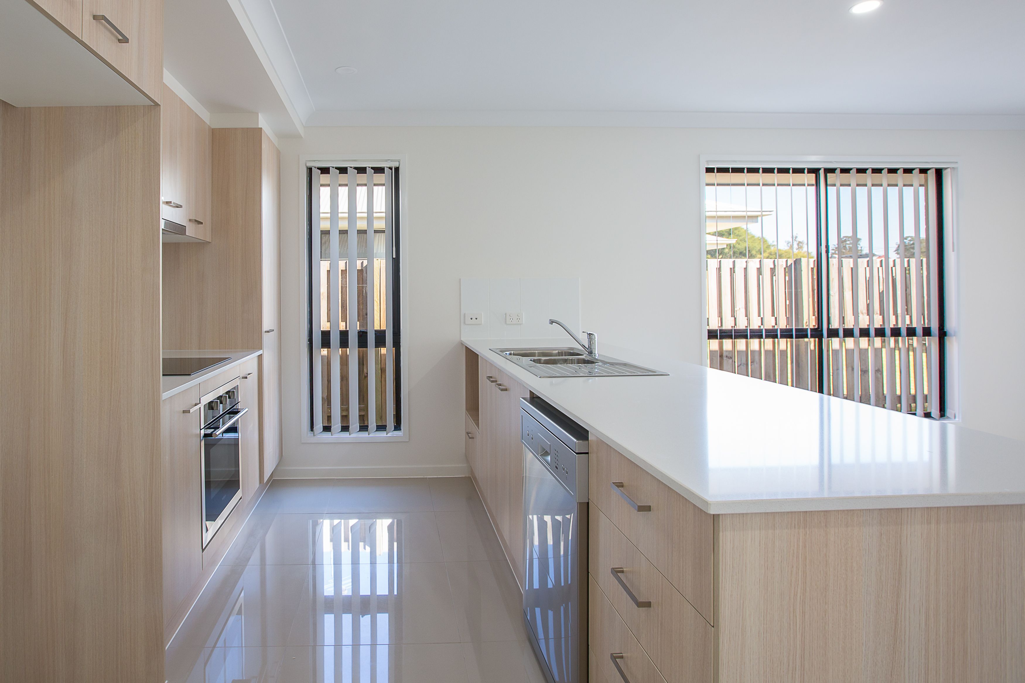 1/10 Swallowtail Street, ROSEWOOD, QLD 4340