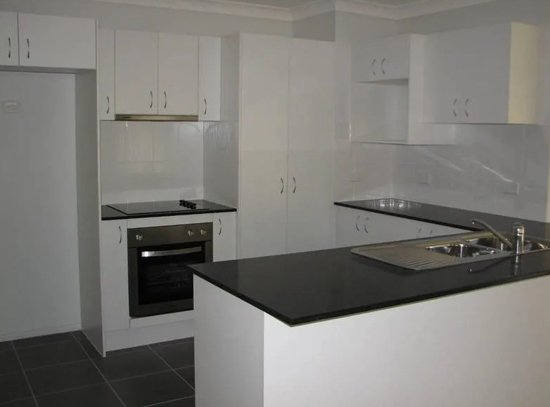 10 Buntine Avenue, Morayfield, QLD 4506