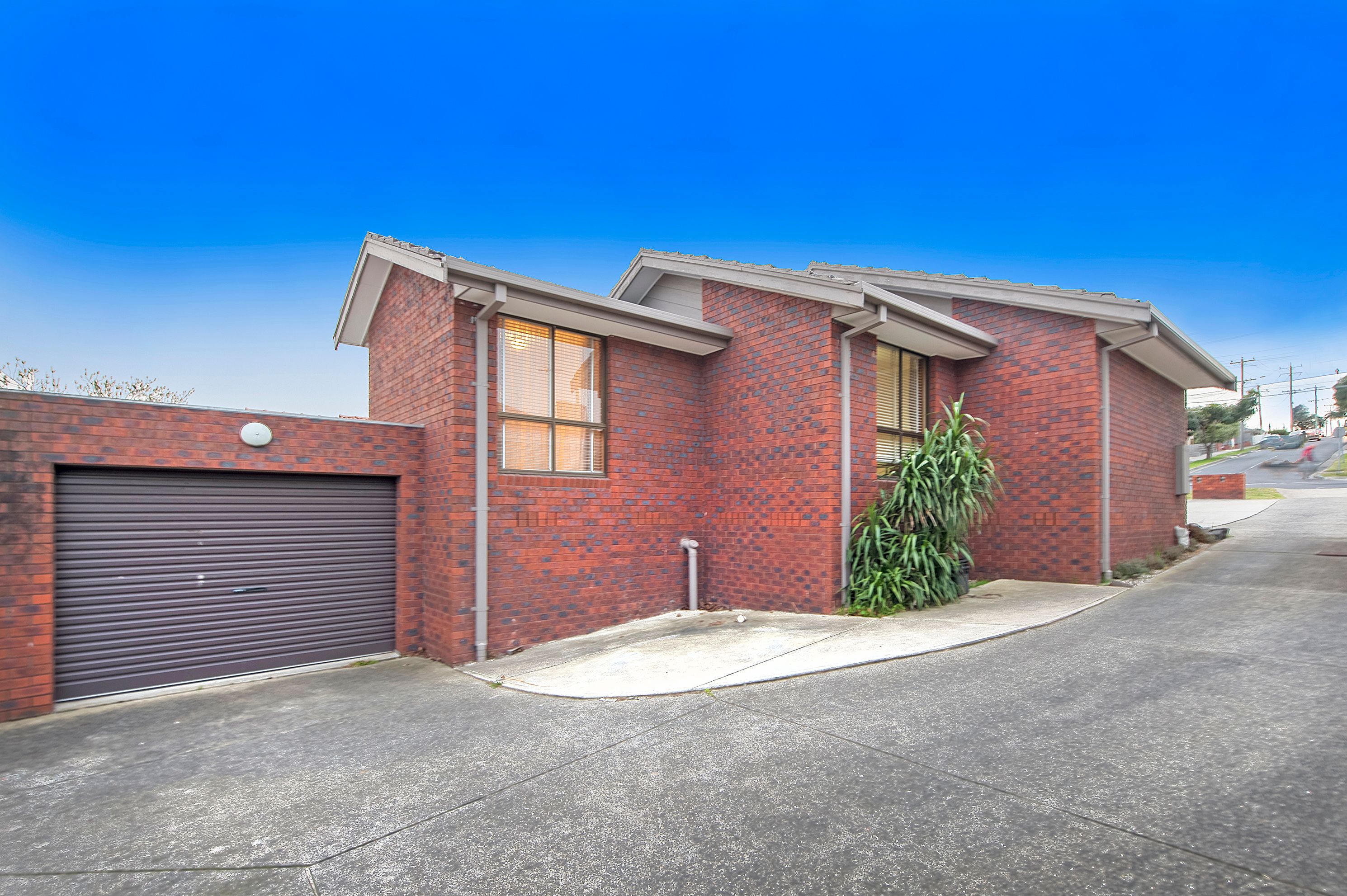 1/73 Purinuan Road, Reservoir, VIC 3073