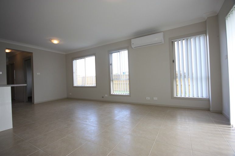 28 Romney Street, ELDERSLIE, NSW 2570