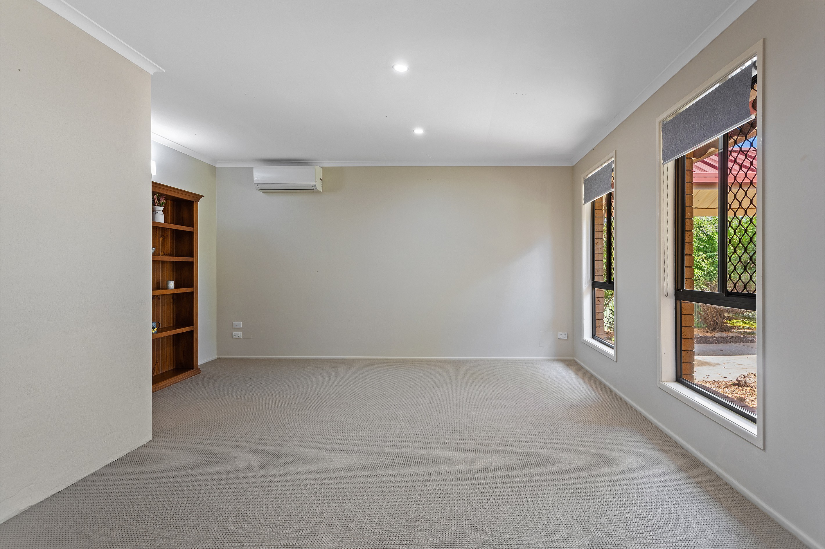 4 Meadow Court, Centenary Heights, QLD 4350