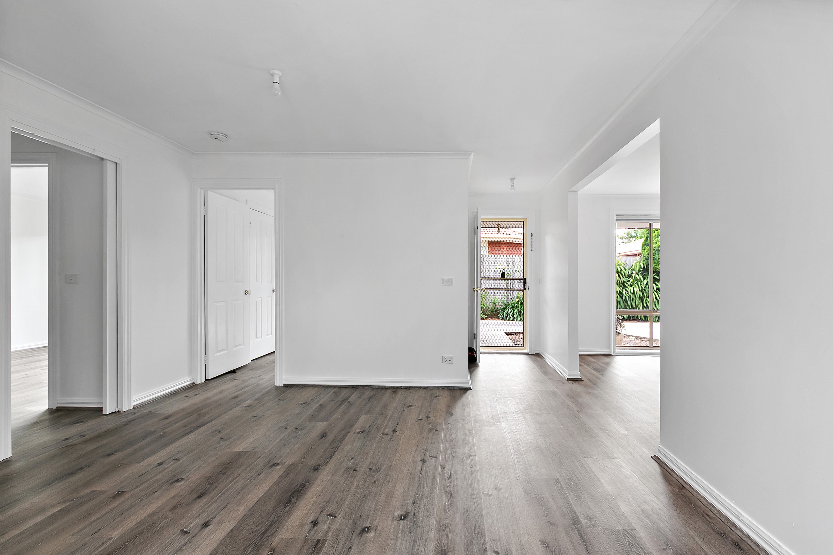 2/6 London Road, Broadmeadows, VIC 3047