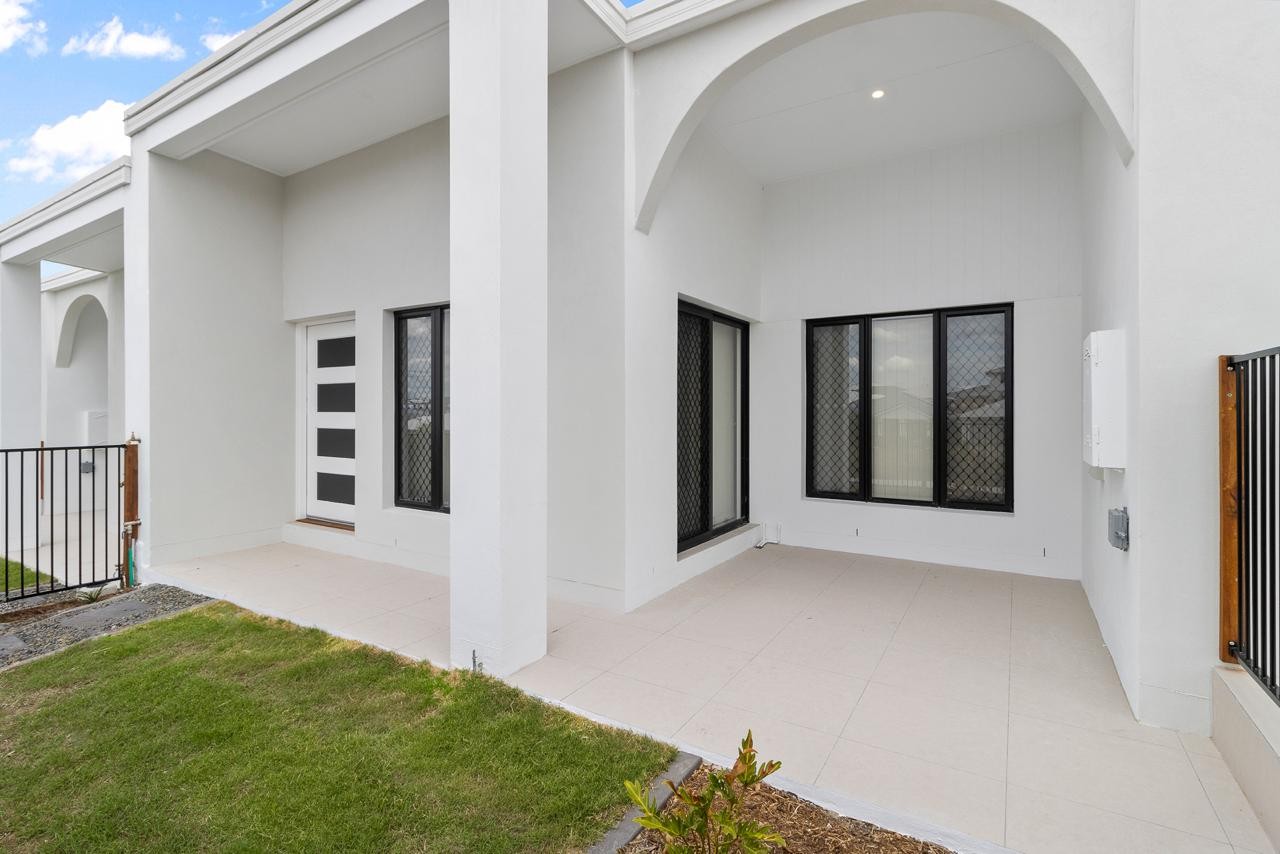 12 Aleena Parkway, FLAGSTONE, QLD 4280