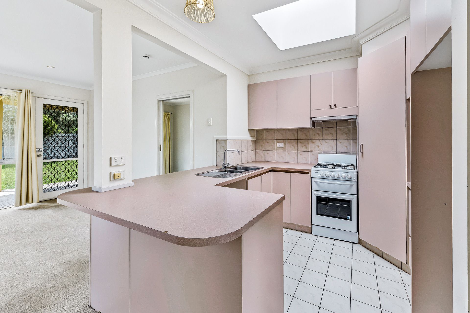 37 Studley Street — photo 7 of 20