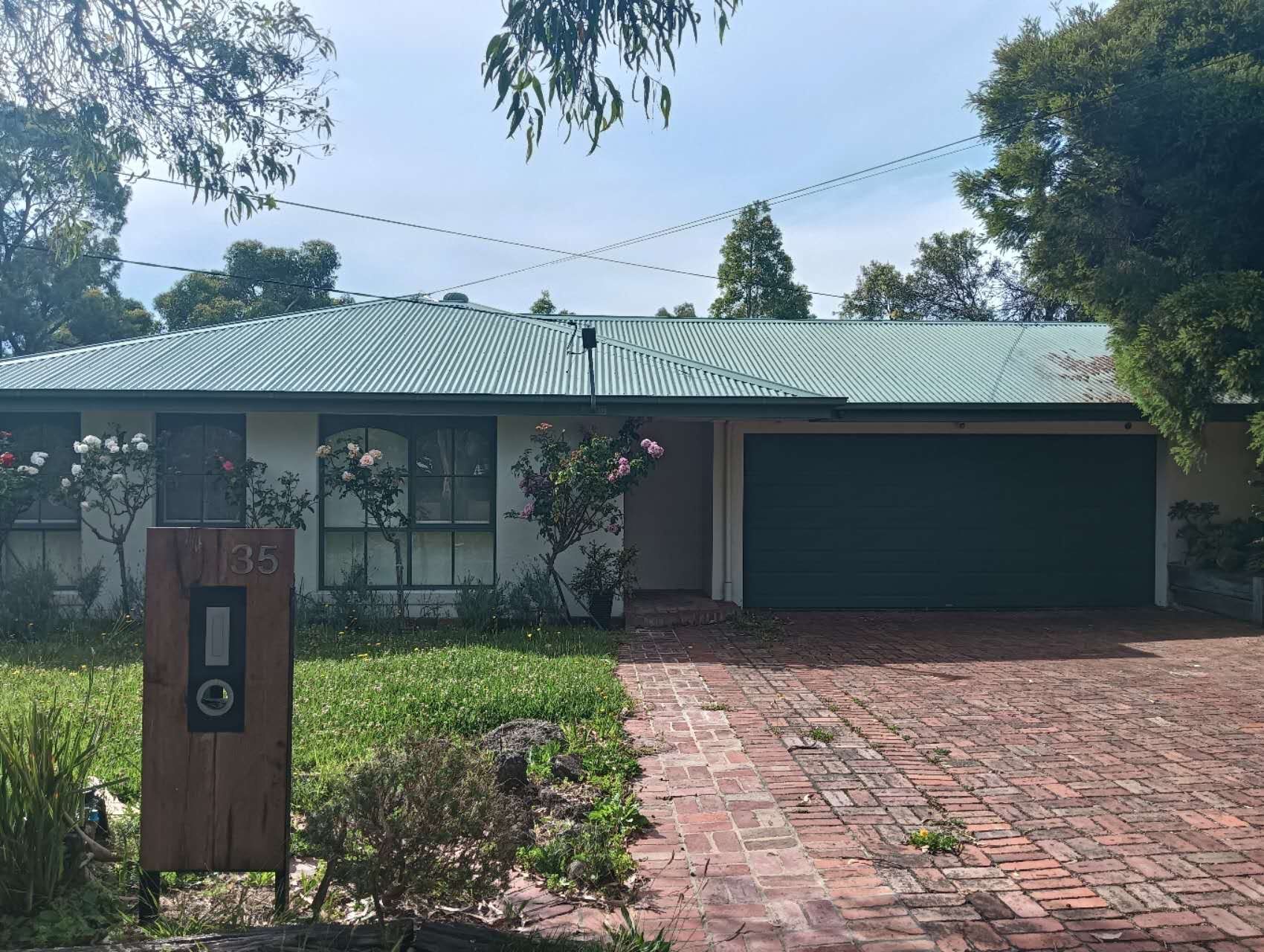 35 Mountain Gate Drive, Ferntree Gully VIC 3156