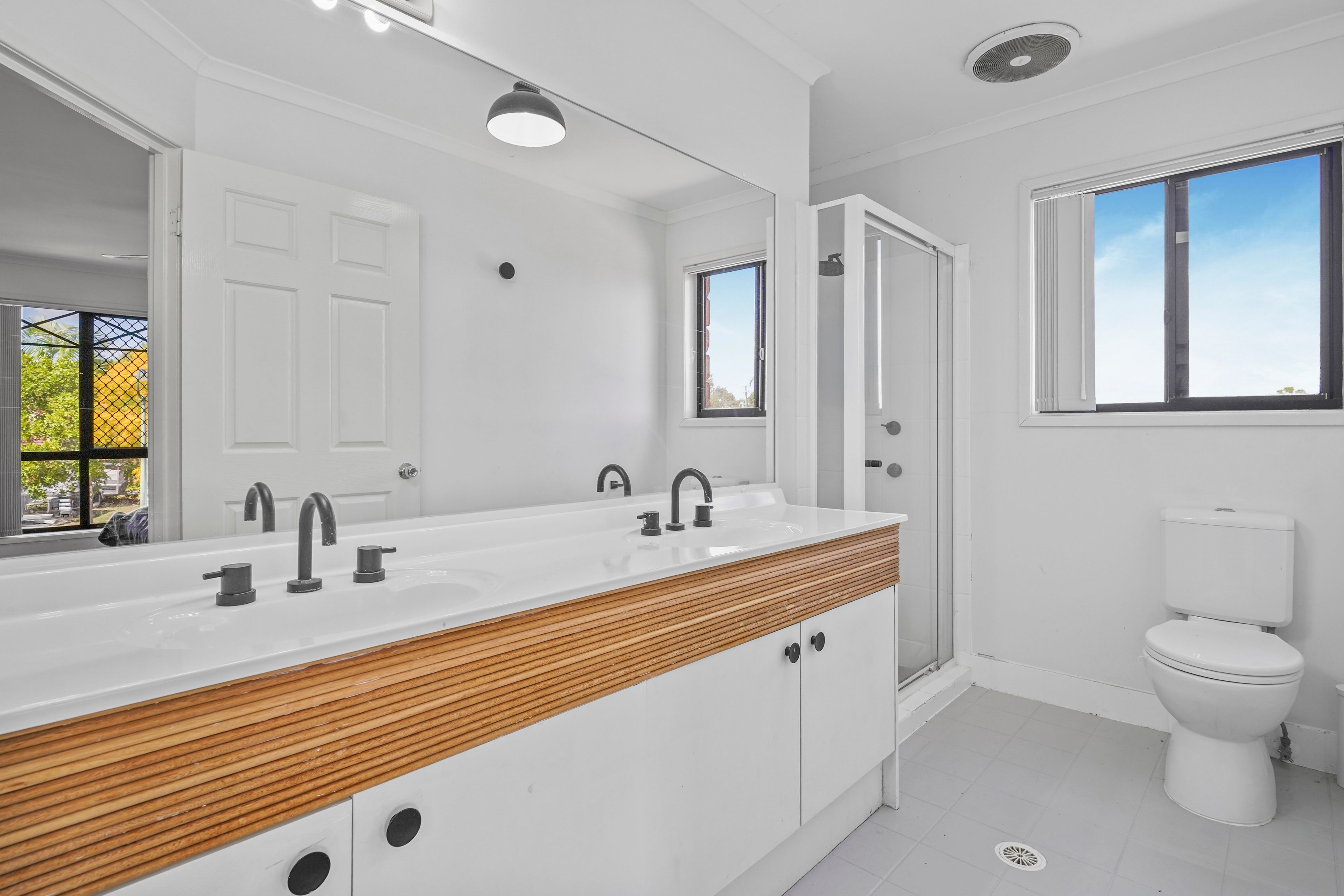 12 Cumberland Crescent — photo 14 of 30