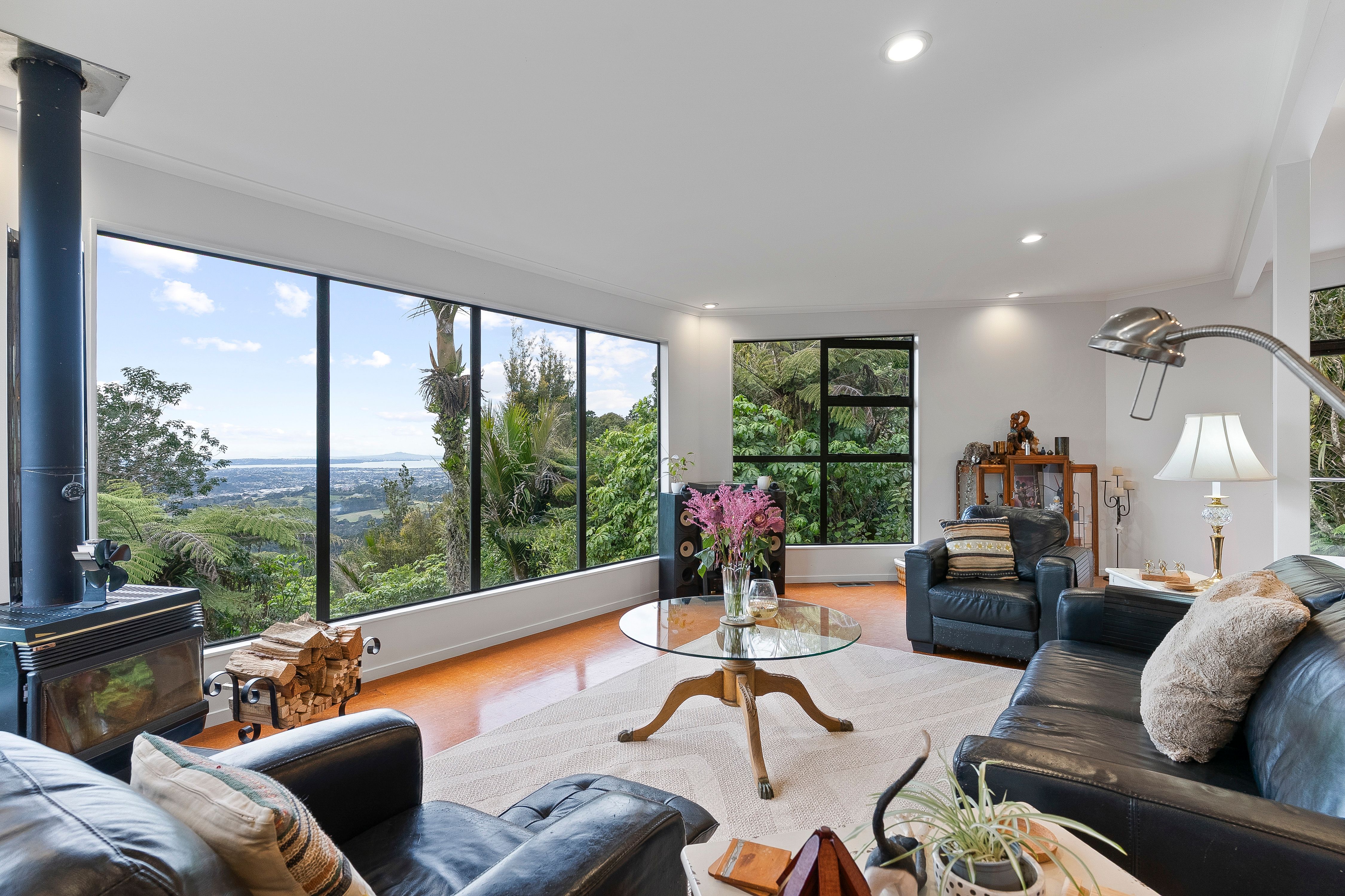 855 Scenic Drive, Swanson, Waitakere City