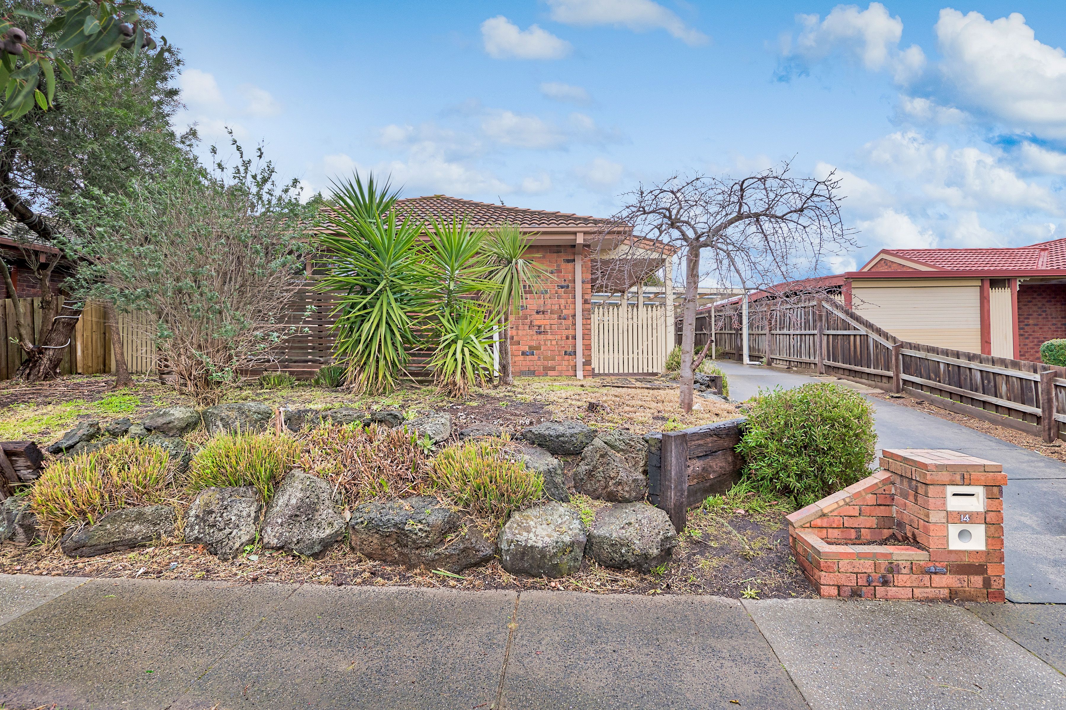 14 Brentwood Avenue, Cranbourne North, VIC 3977