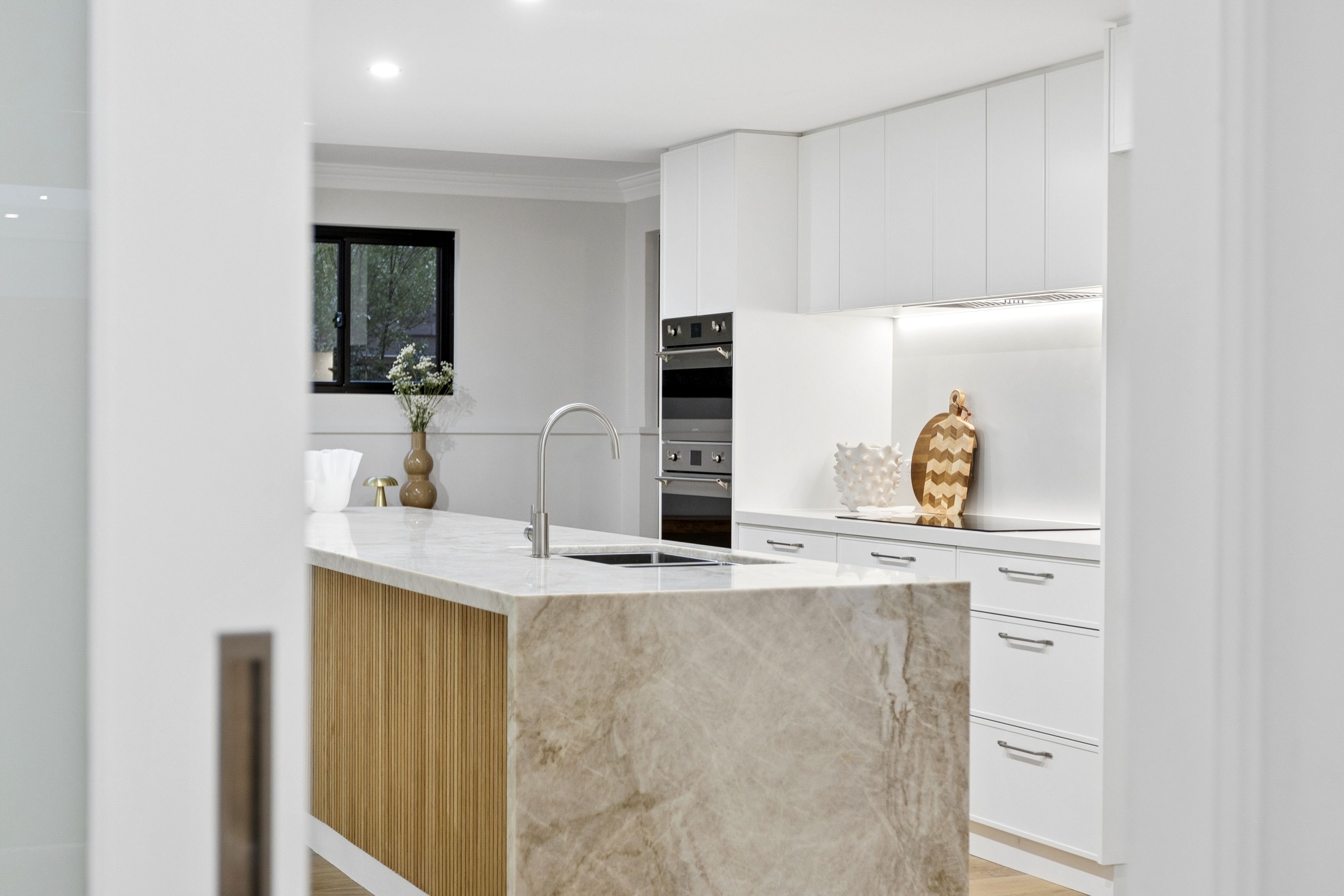 46 Beach Road — photo 7 of 27