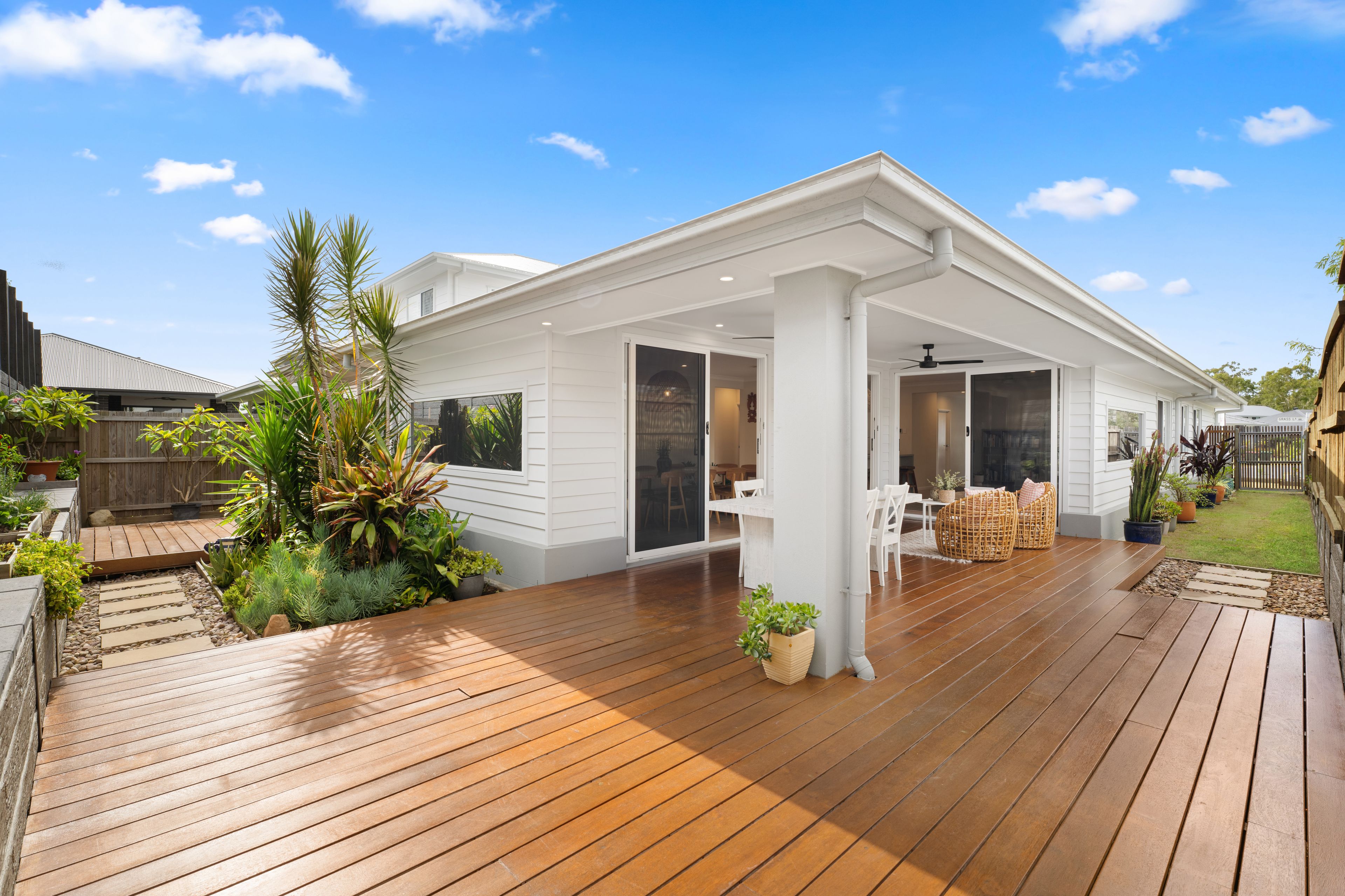 5 Grass Lane, Greenbank, QLD 4124