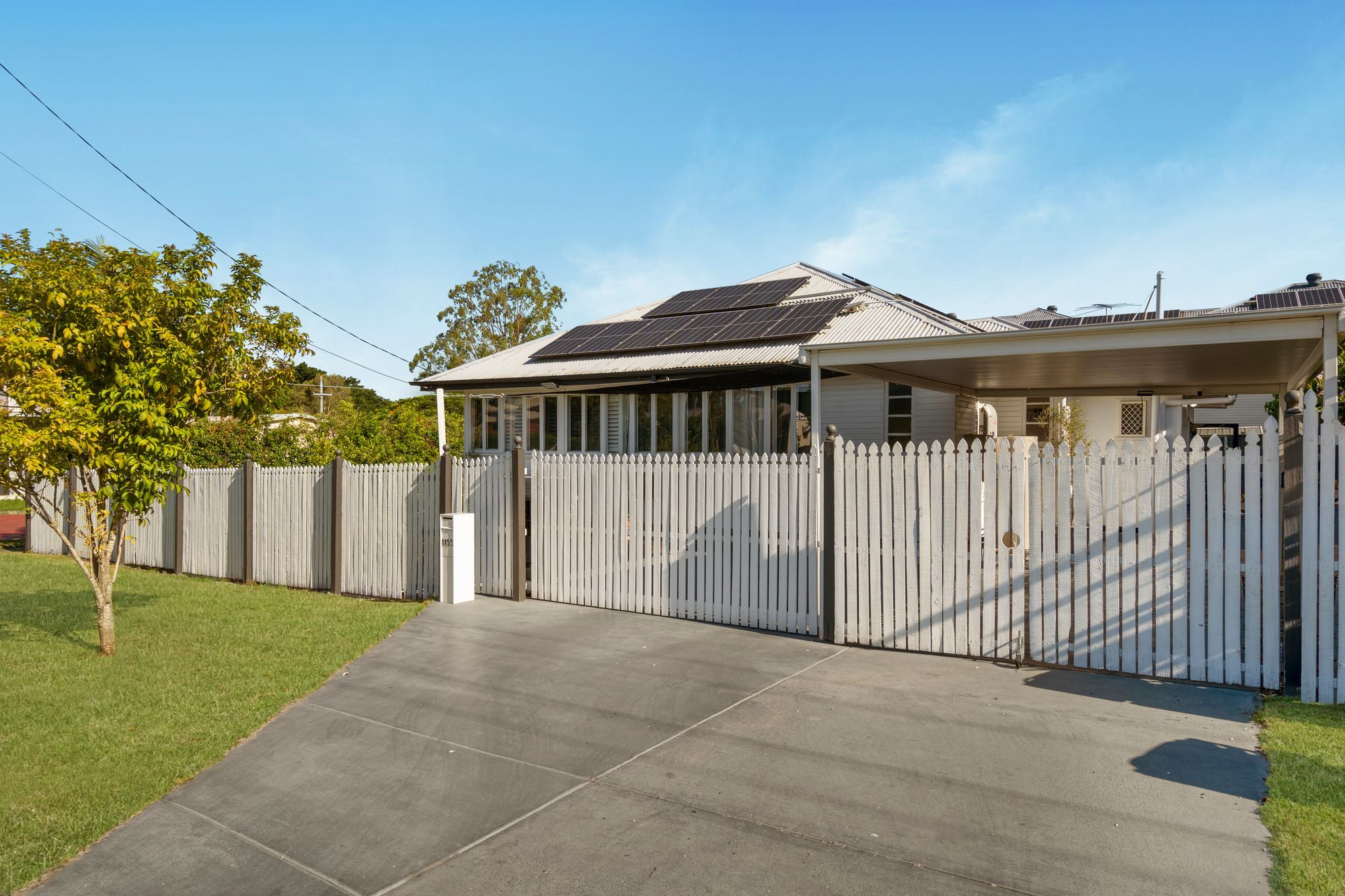 1155 Oxley Road, Oxley QLD 4075