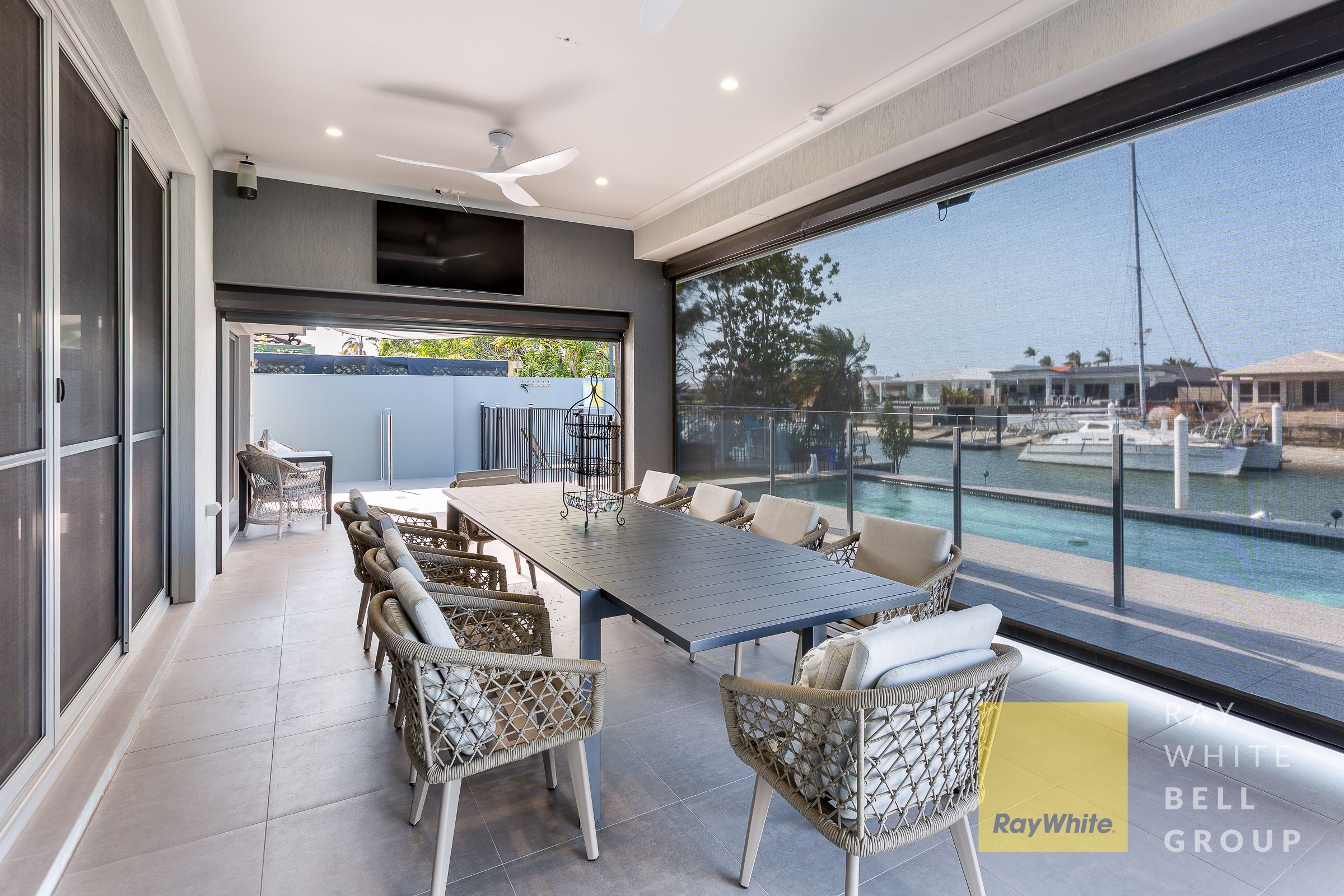 27 Oxley Drive, Paradise Point, QLD 4216