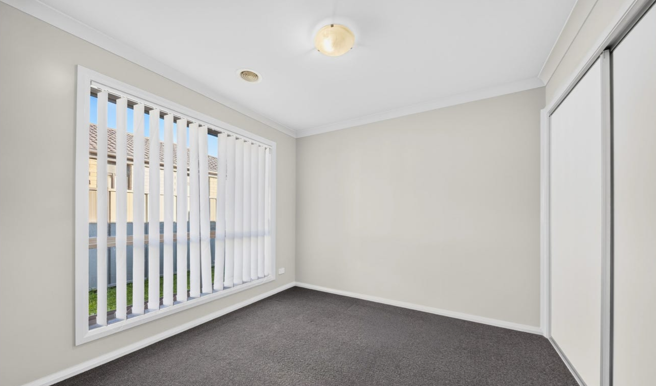7 Nassella Close — photo 8 of 13