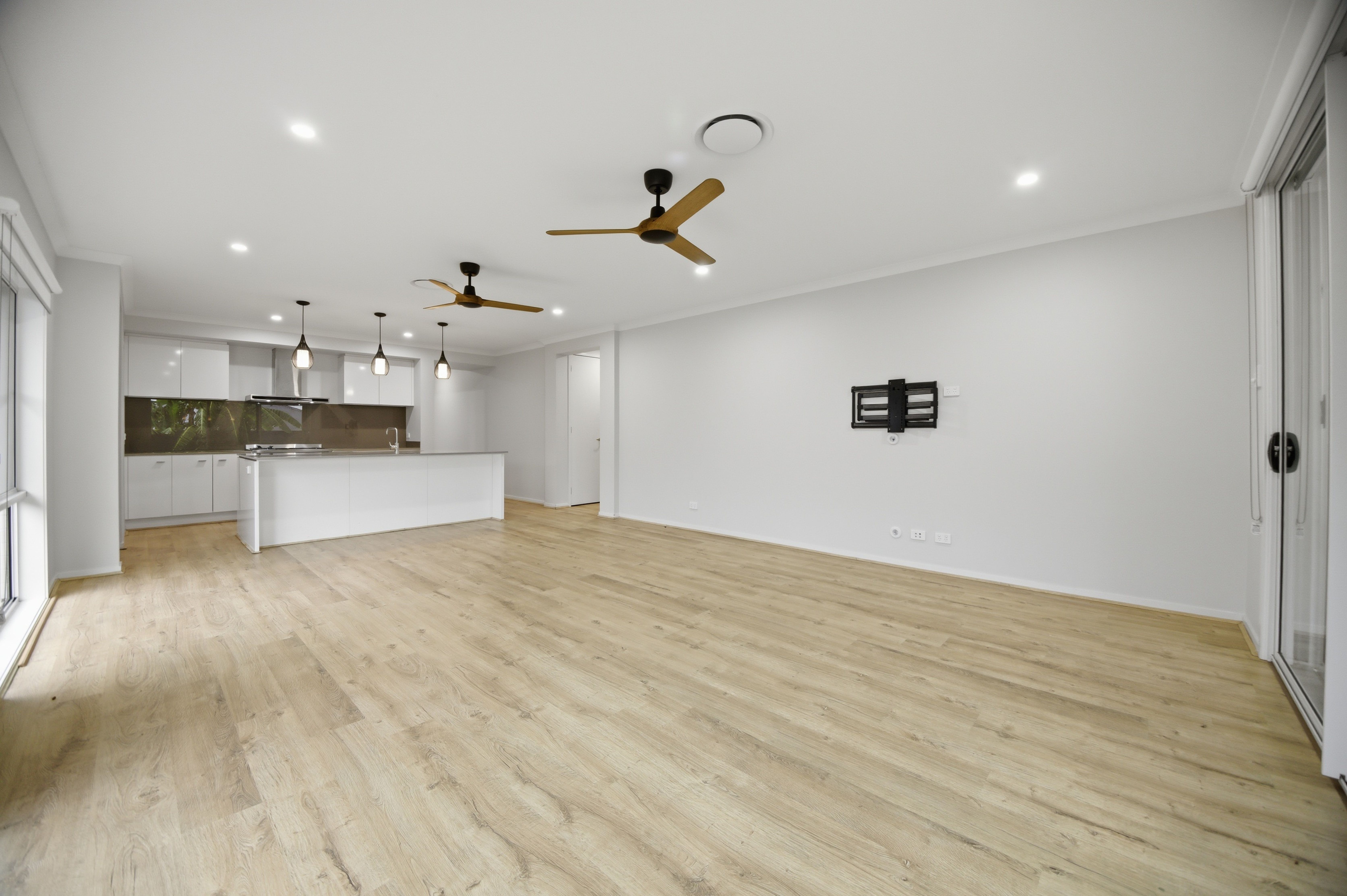 13 Beesand Street — photo 7 of 18