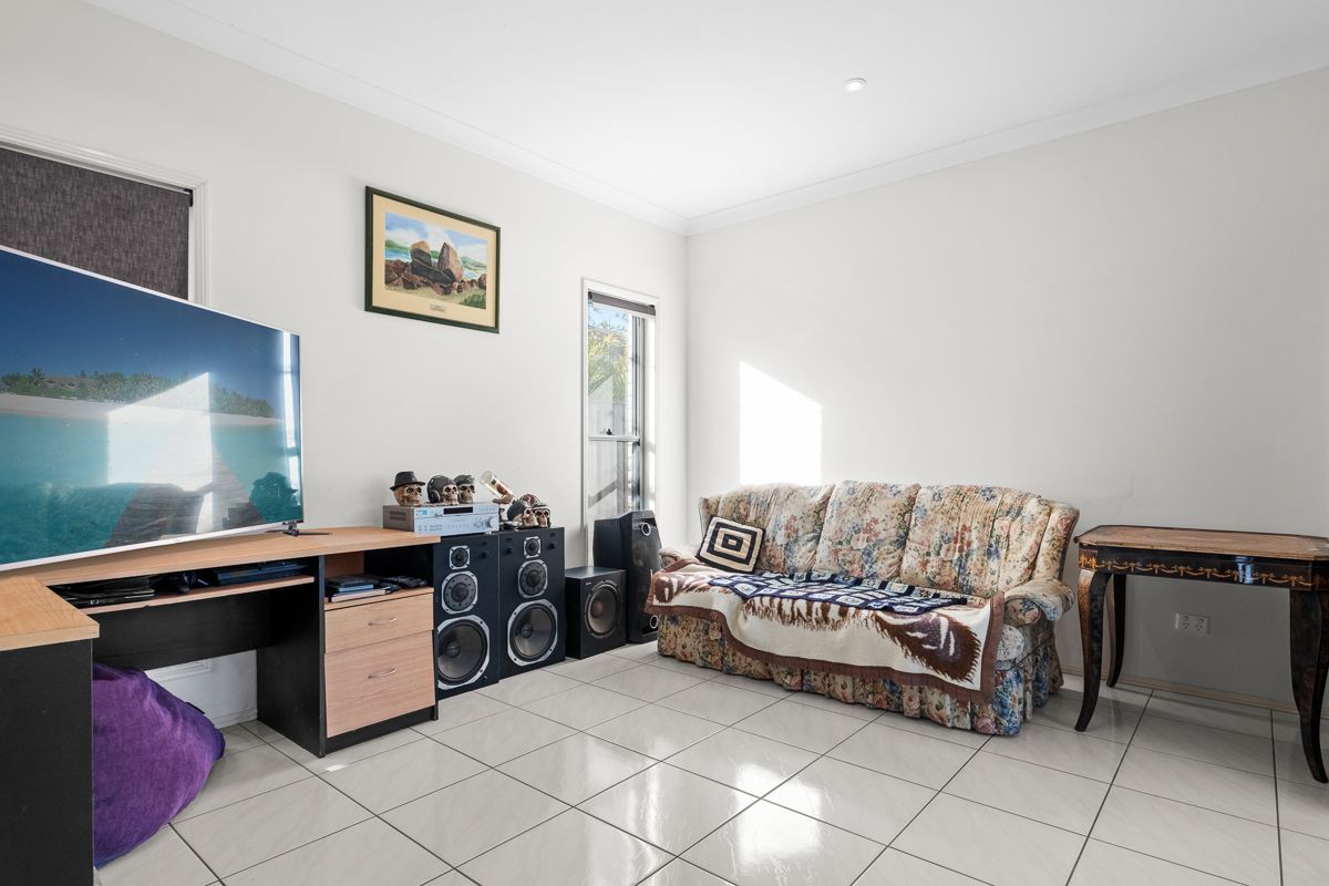 33 Mersey Street, North Lakes, QLD 4509