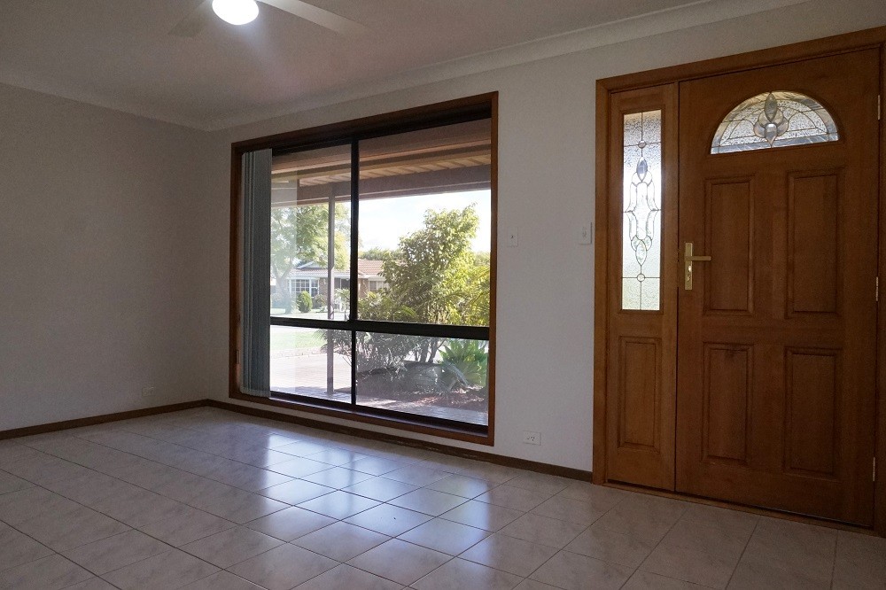 6 Claypole Street, Ambarvale, NSW 2560