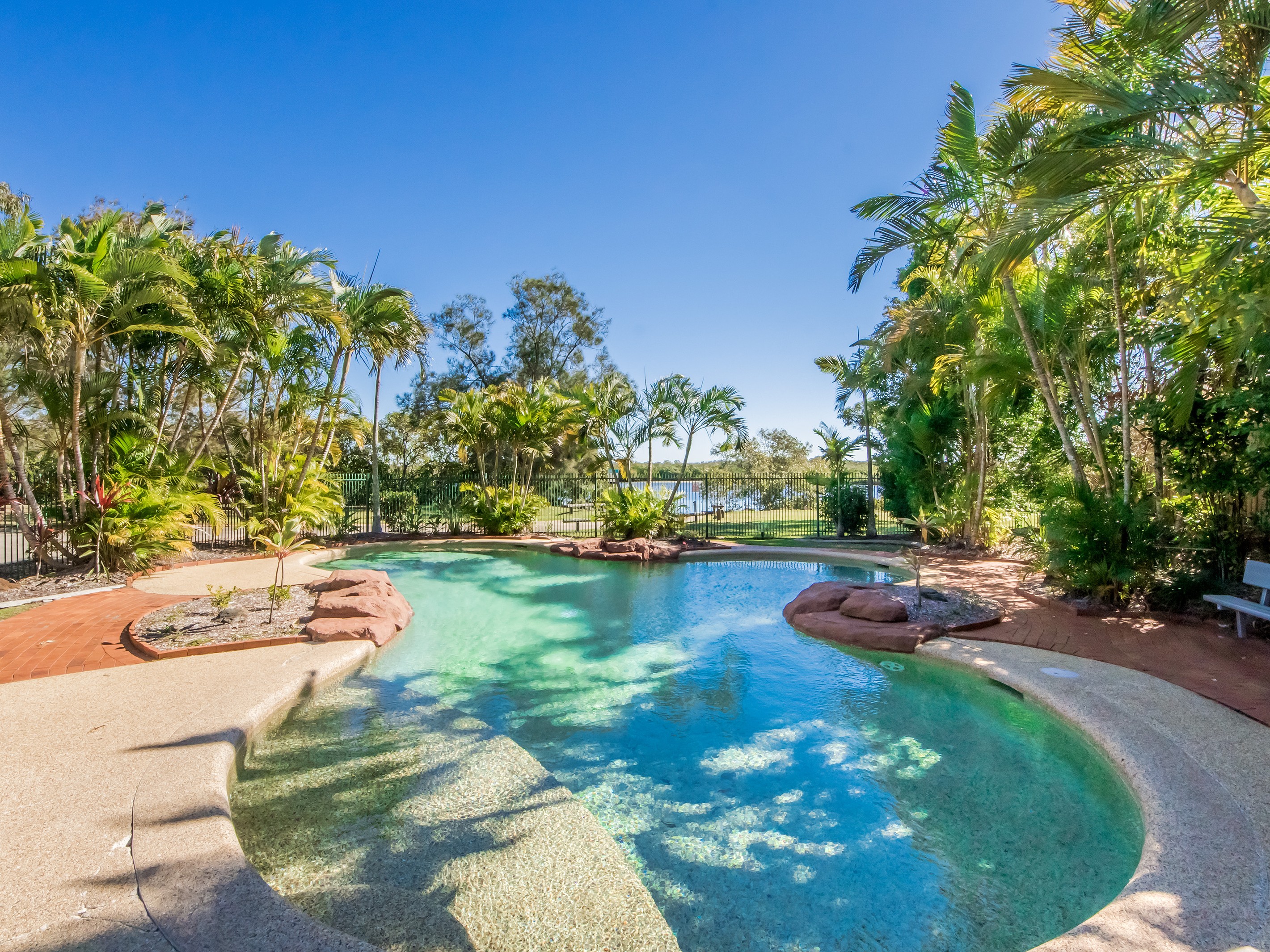 262/125 Hansford Road, Coombabah, QLD 4216