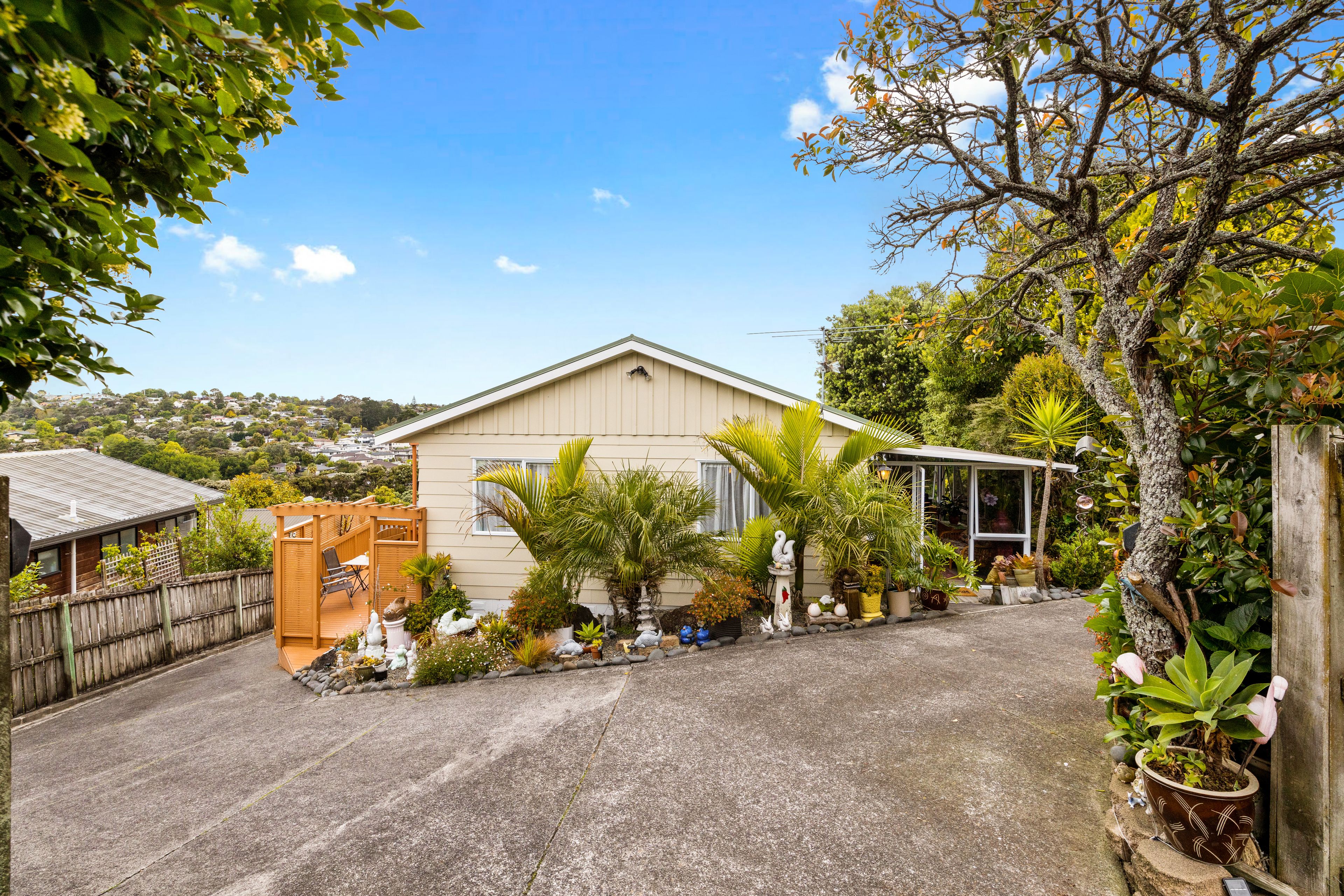 1/5 Valecrest Place, Glenfield, North Shore City