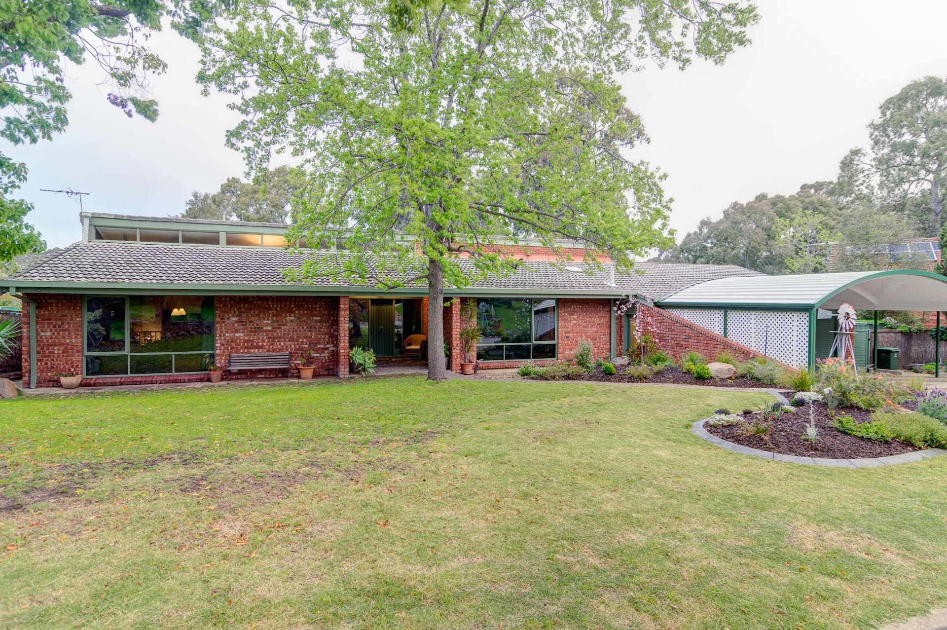 19 Lulworth Place, Flagstaff Hill SA 5159