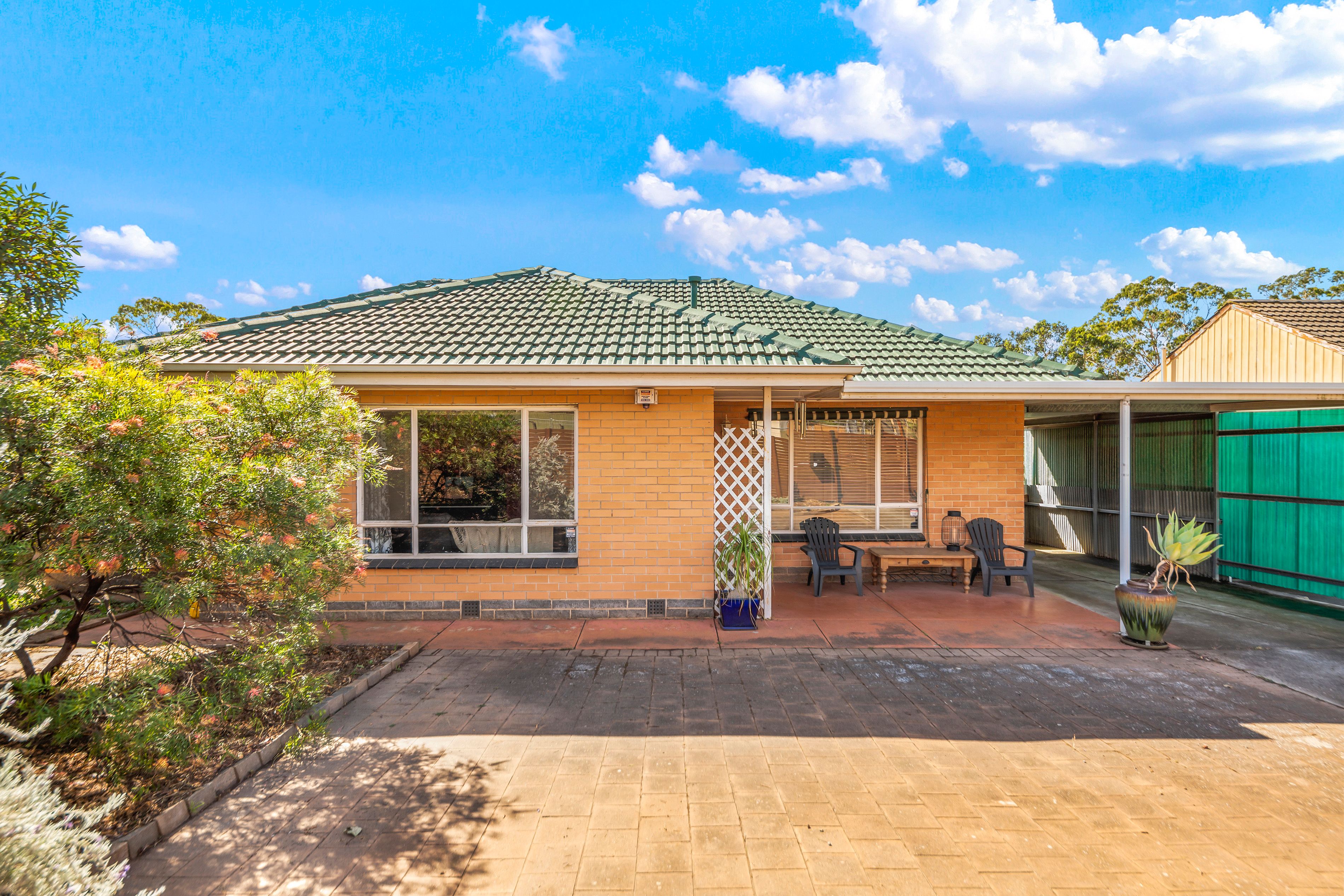 9 Hodge Road, Para Hills, SA 5096