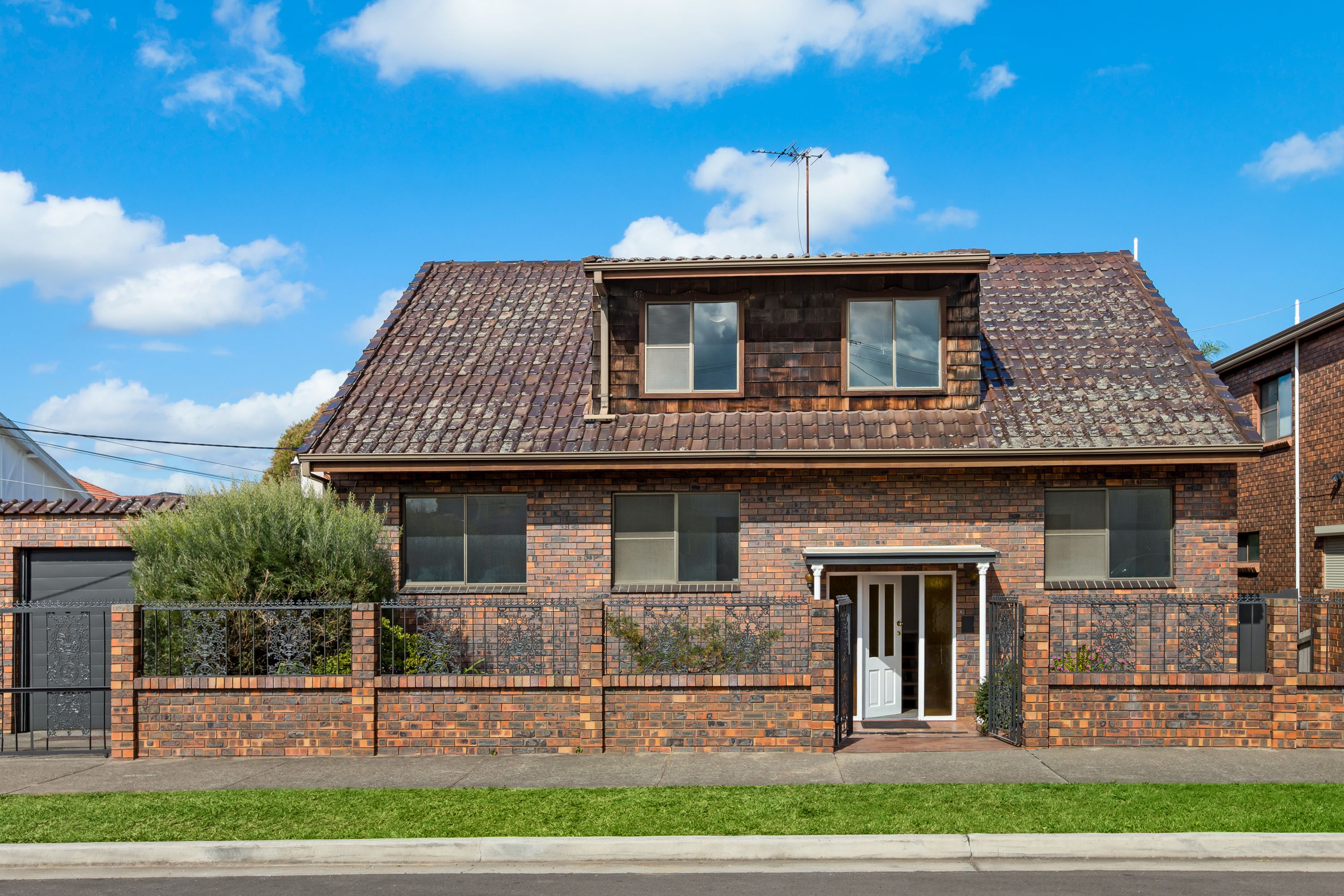3 Undine Street