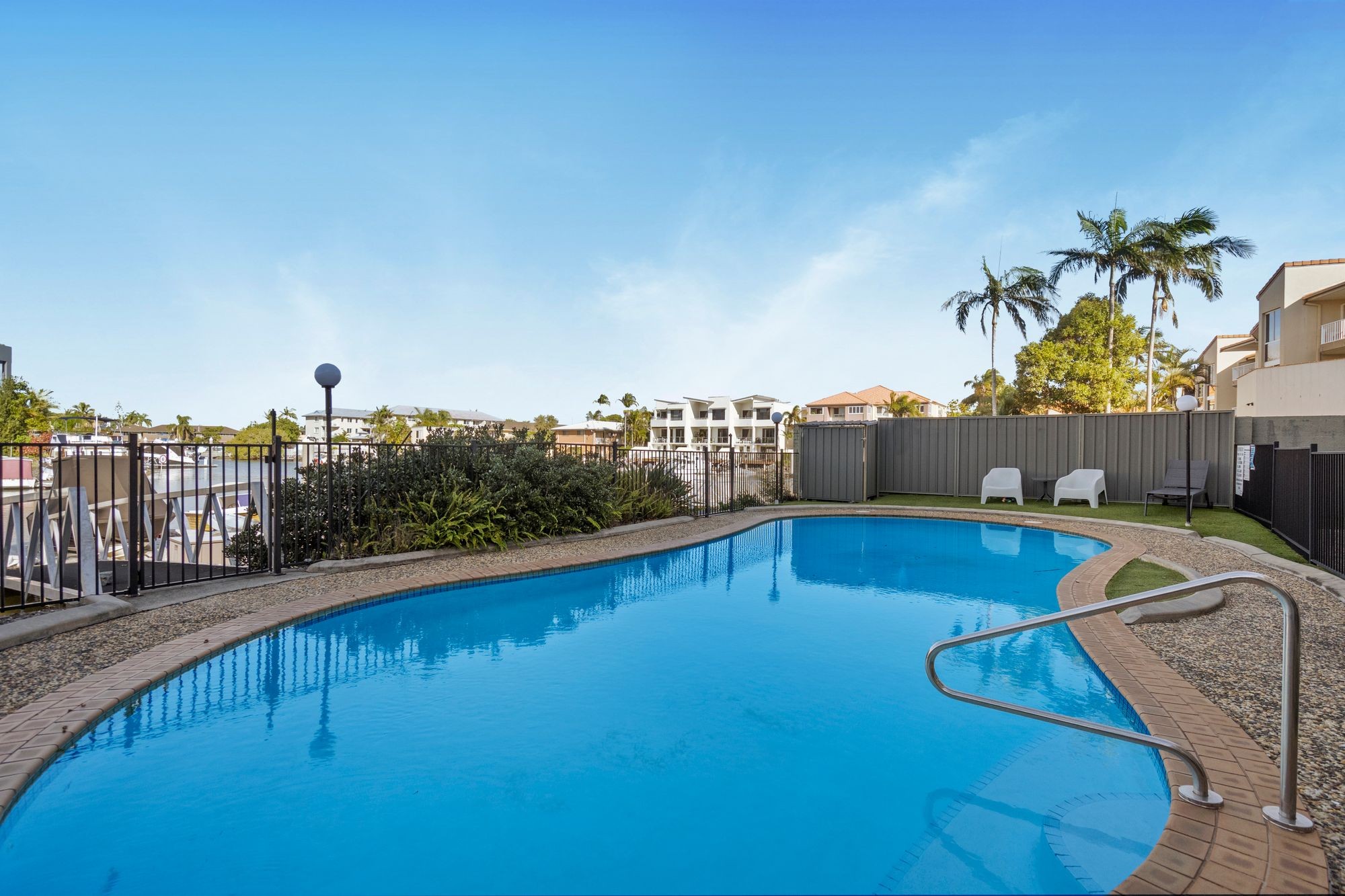 5/14-18 Jennifer Avenue, Runaway Bay, QLD 4216