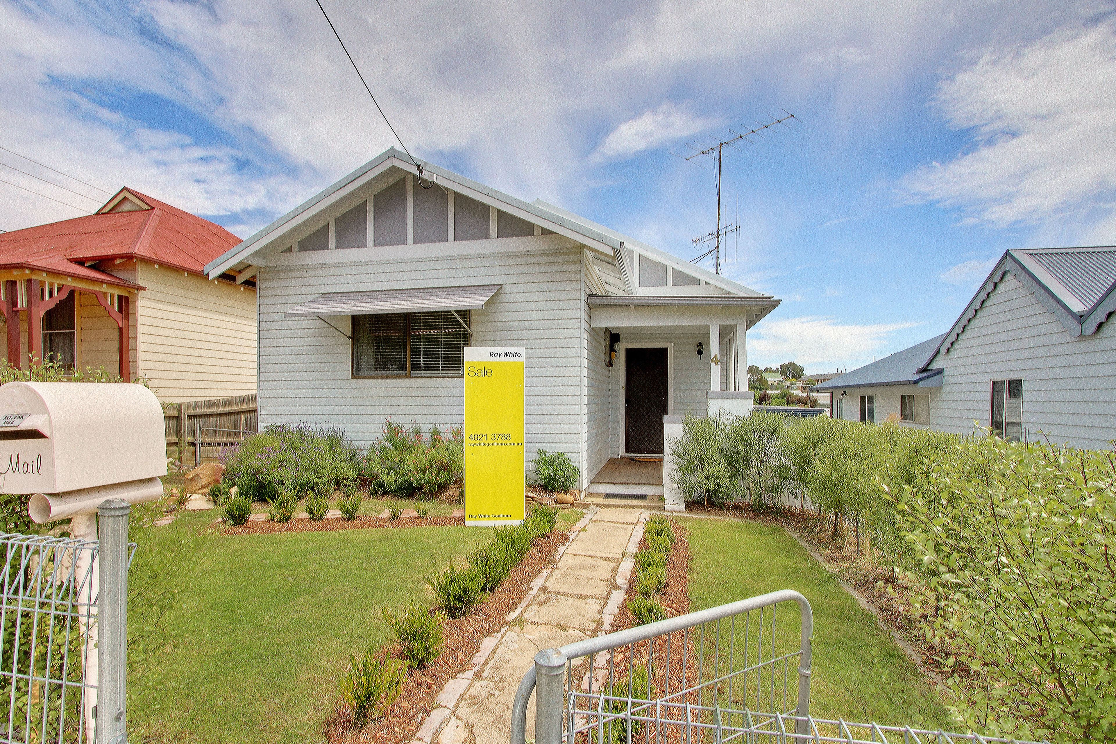 4 Ballina Street