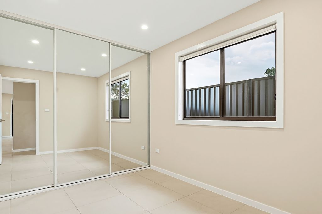 217a Banks Drive — photo 4 of 6