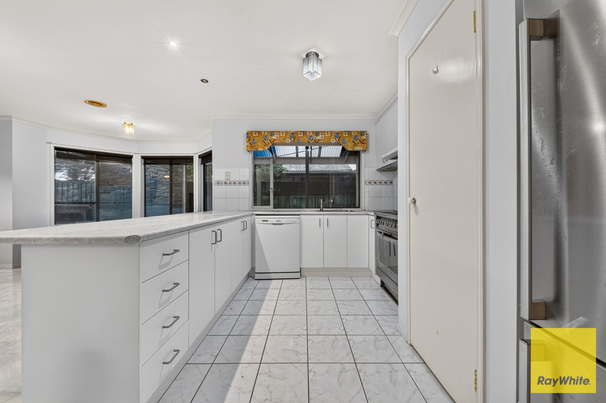 14 Sark Court — photo 9 of 27